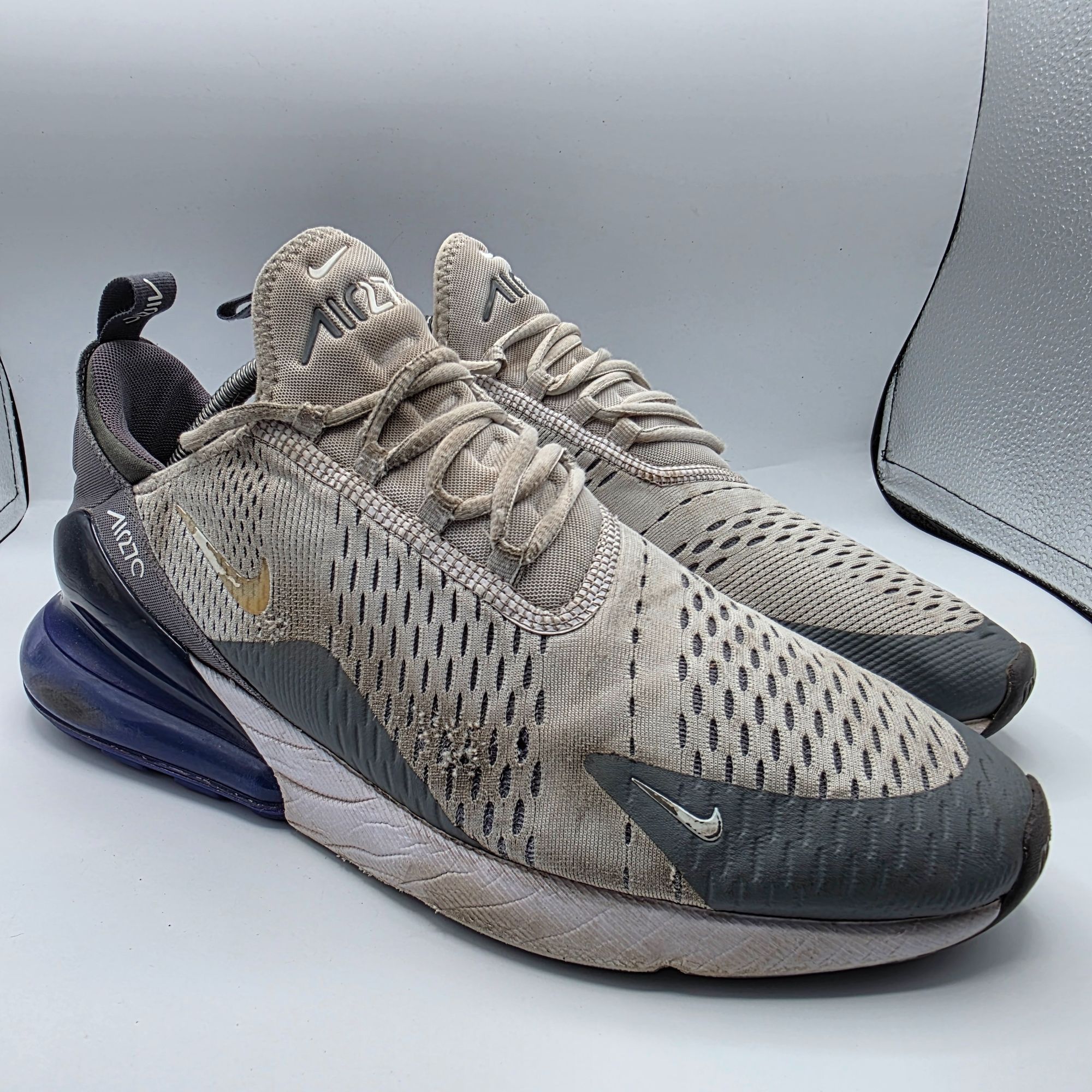 Nike Nike Air Max 270 Mens Size 10 White Persian Violet Athletic Size US 10 / EU 43 - 1 Thumbnail