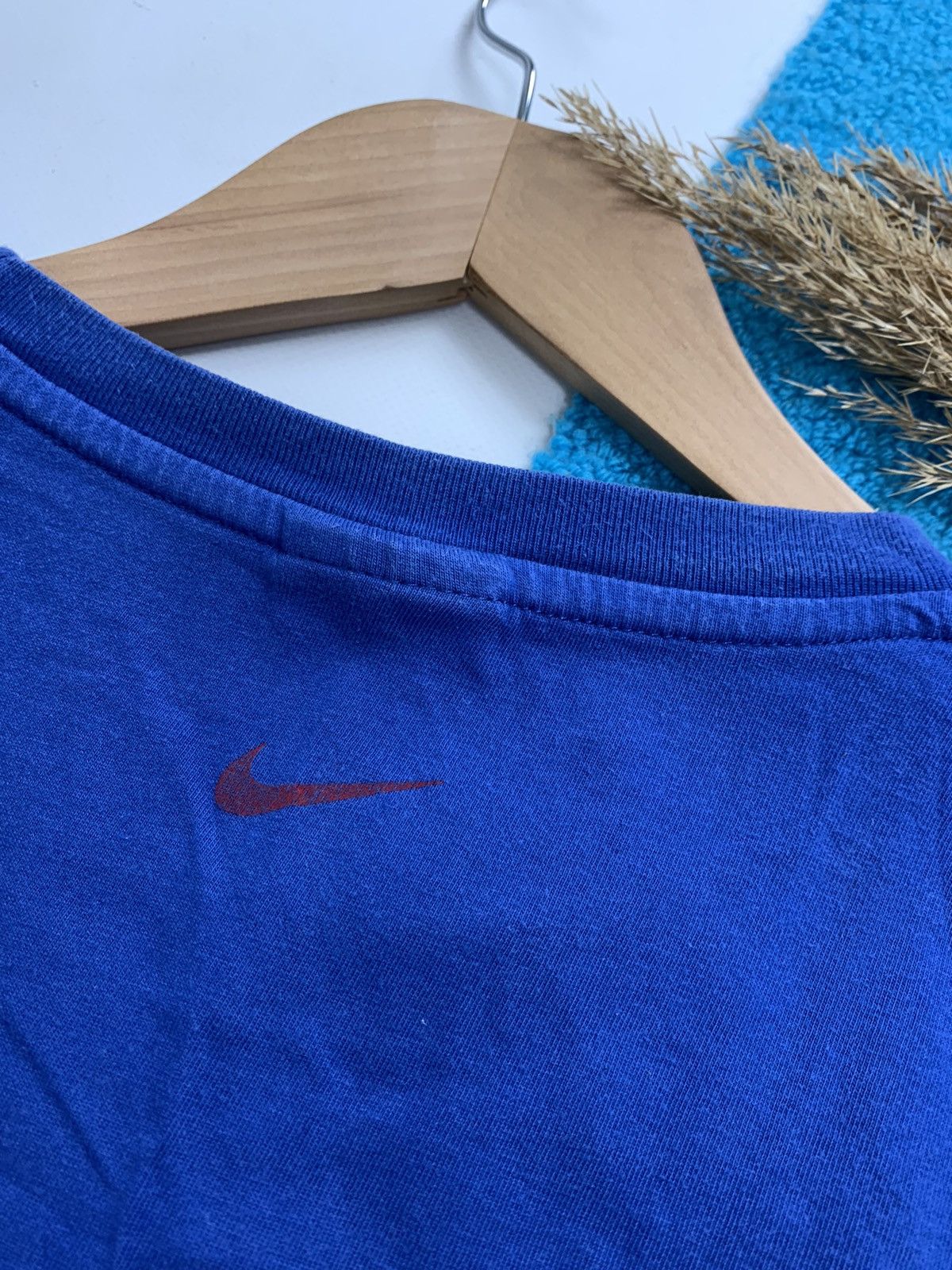 Nike × Vintage Vintage 90’s Nike Football Ball Print T-Shirt Size US L / EU 52-54 / 3 - 7 Thumbnail