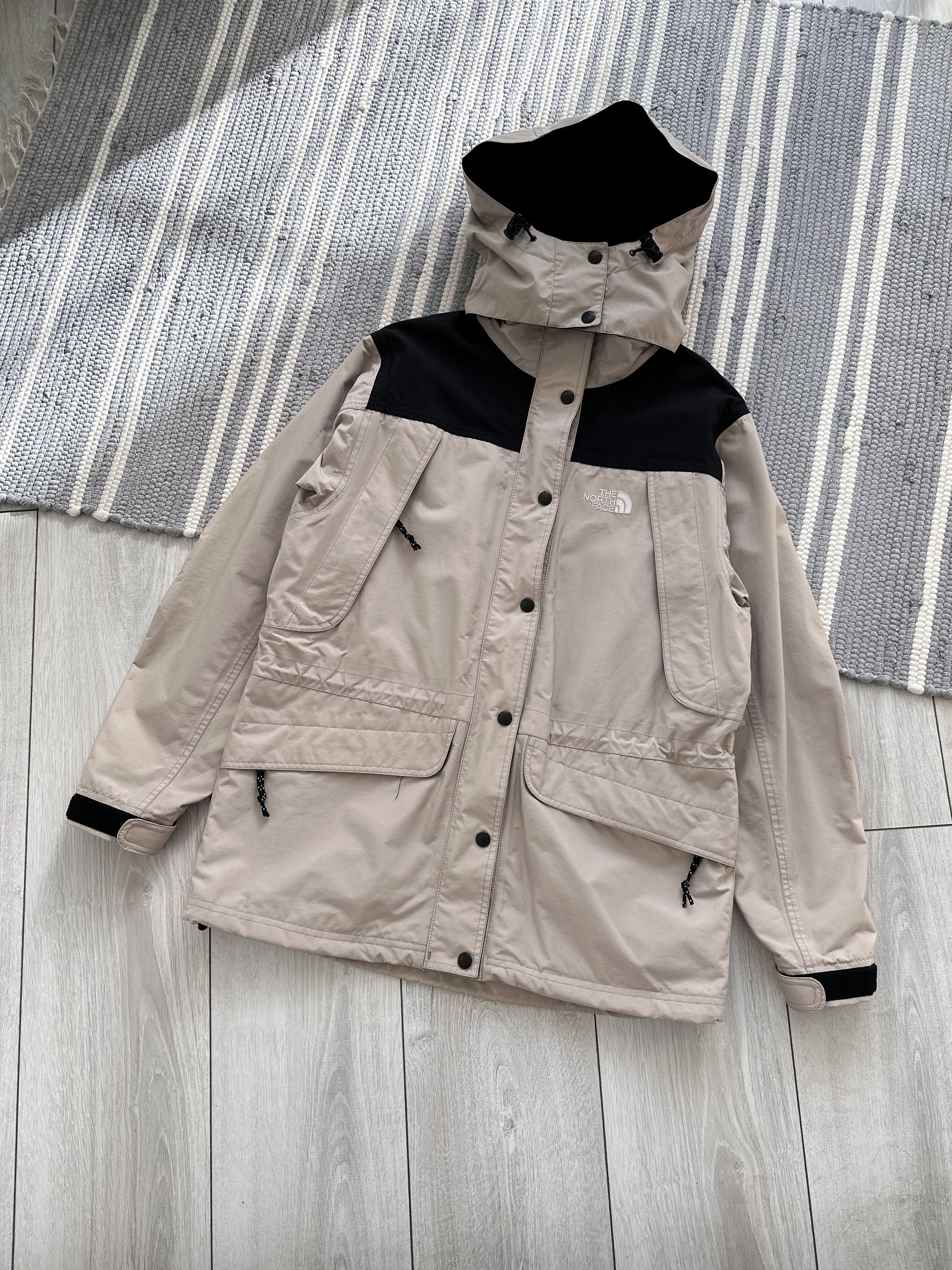 The North Face × Vintage Vintage The North Face Windbreaker Light Jacket Size M / US 6-8 / IT 42-44 - 1 Thumbnail