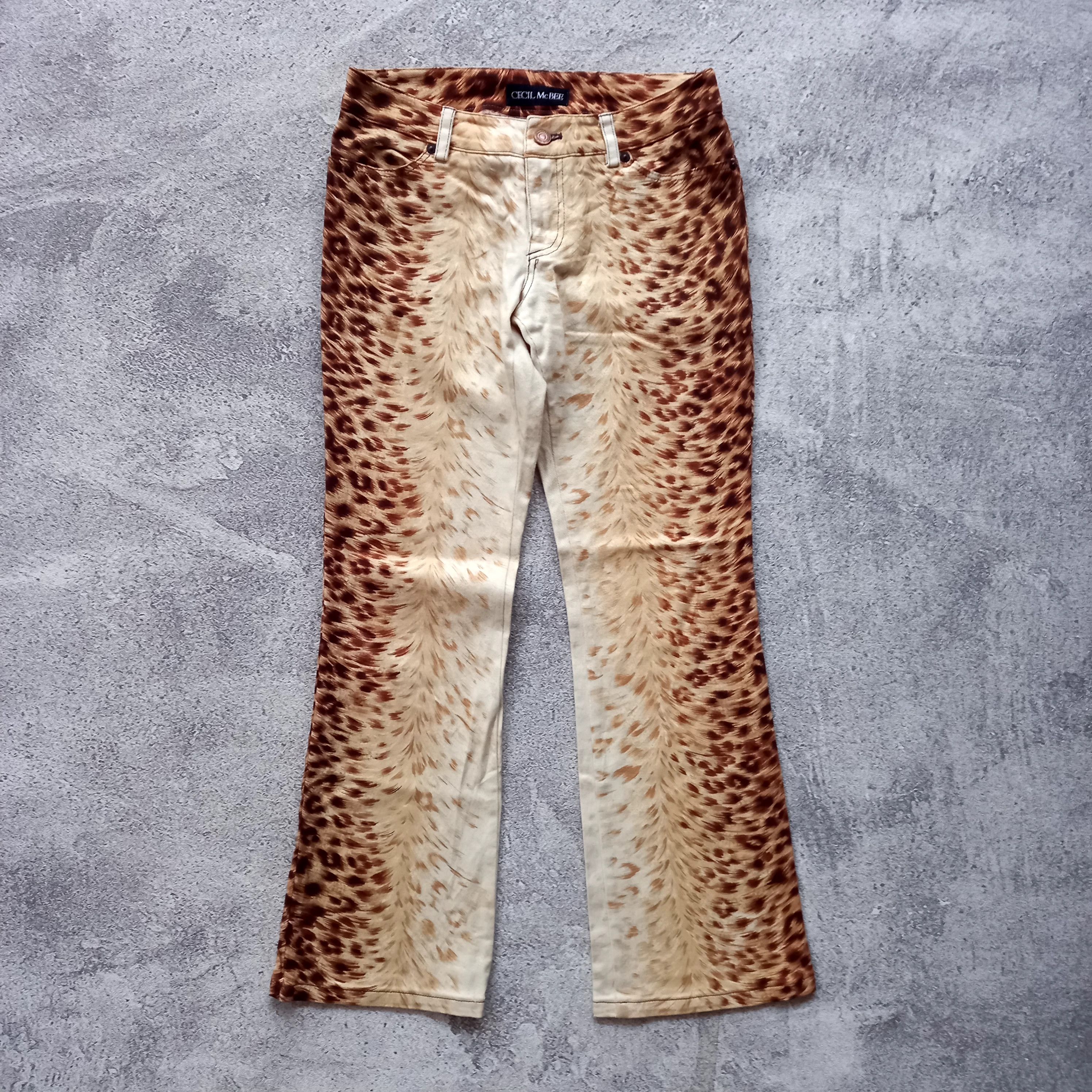 Japanese Brand 2000s Cecil McBee - Tiger Pattern Flared Pants Size 28" / US 6 / IT 42 - 1 Thumbnail