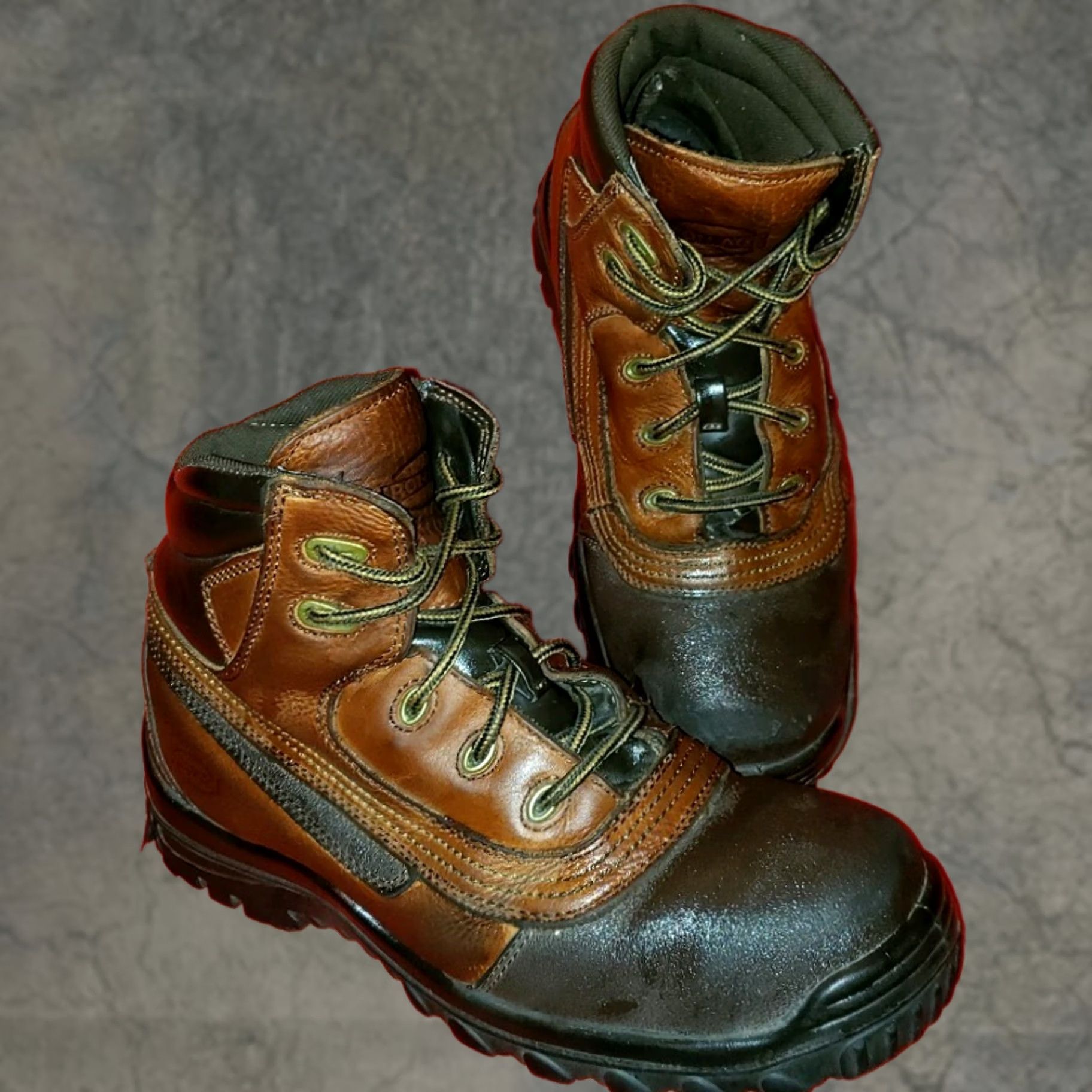 Vintage Iron Age Men's Steel Toe Work Boots 10M Brown Leather Padded Collar Tough Toe Shoes Heel Boot Size US 10 / EU 43 - 1 Thumbnail