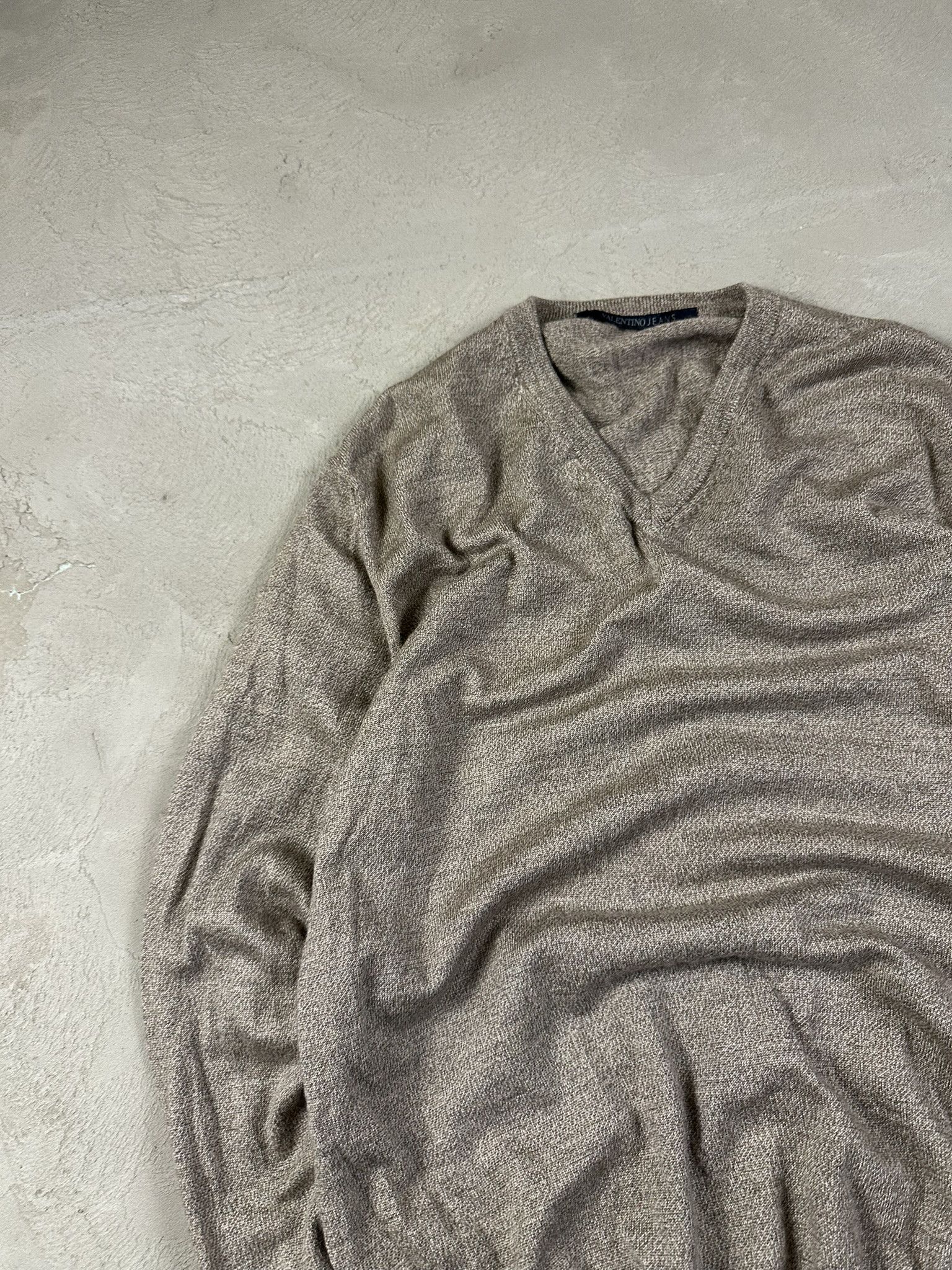 Valentino Vintage Valentino Knit Wool Sweater Oldmoney Size US L / EU 52-54 / 3 - 6 Thumbnail
