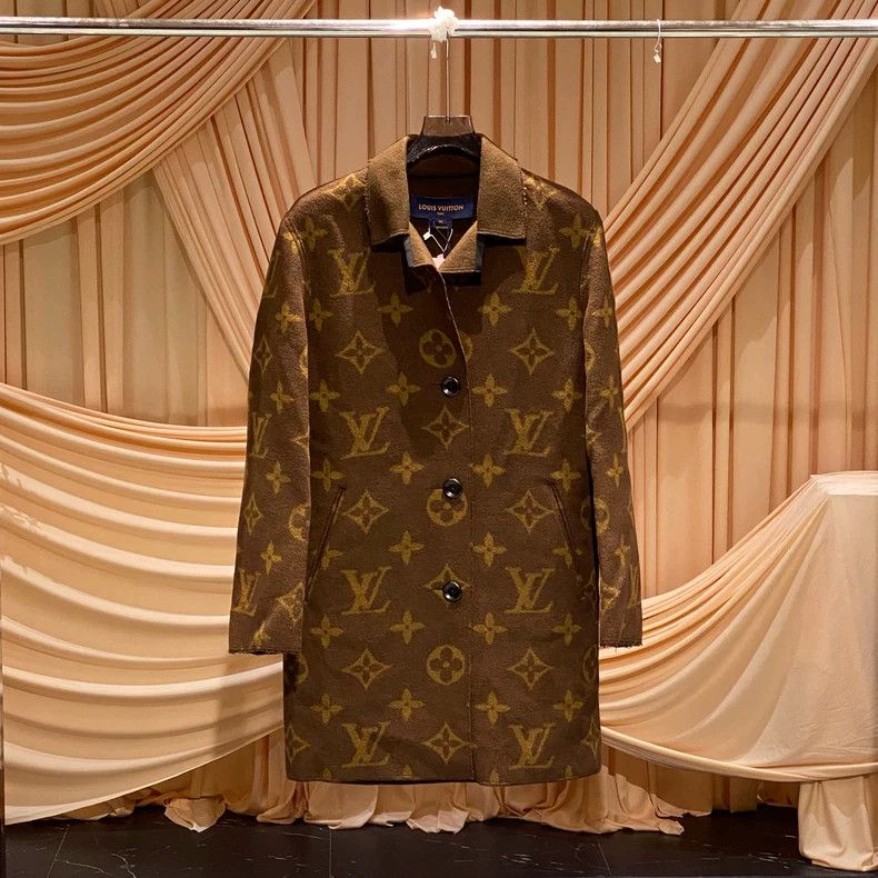 Louis Vuitton Louis Vuitton Brown presbyopic full print long coat Size XXS / US 00 / IT 34 - 2 Thumbnail