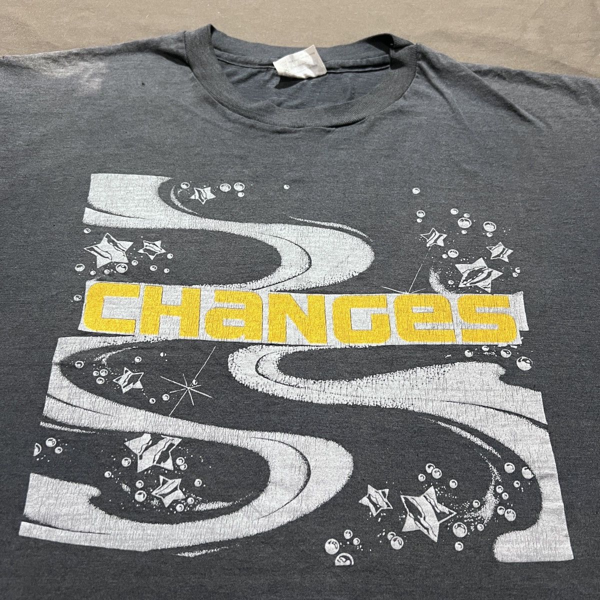 Band Tees Vintage 80s Yes Changes US Tour 1984 Progressive rock Faded Size US XL / EU 56 / 4 - 6 Thumbnail