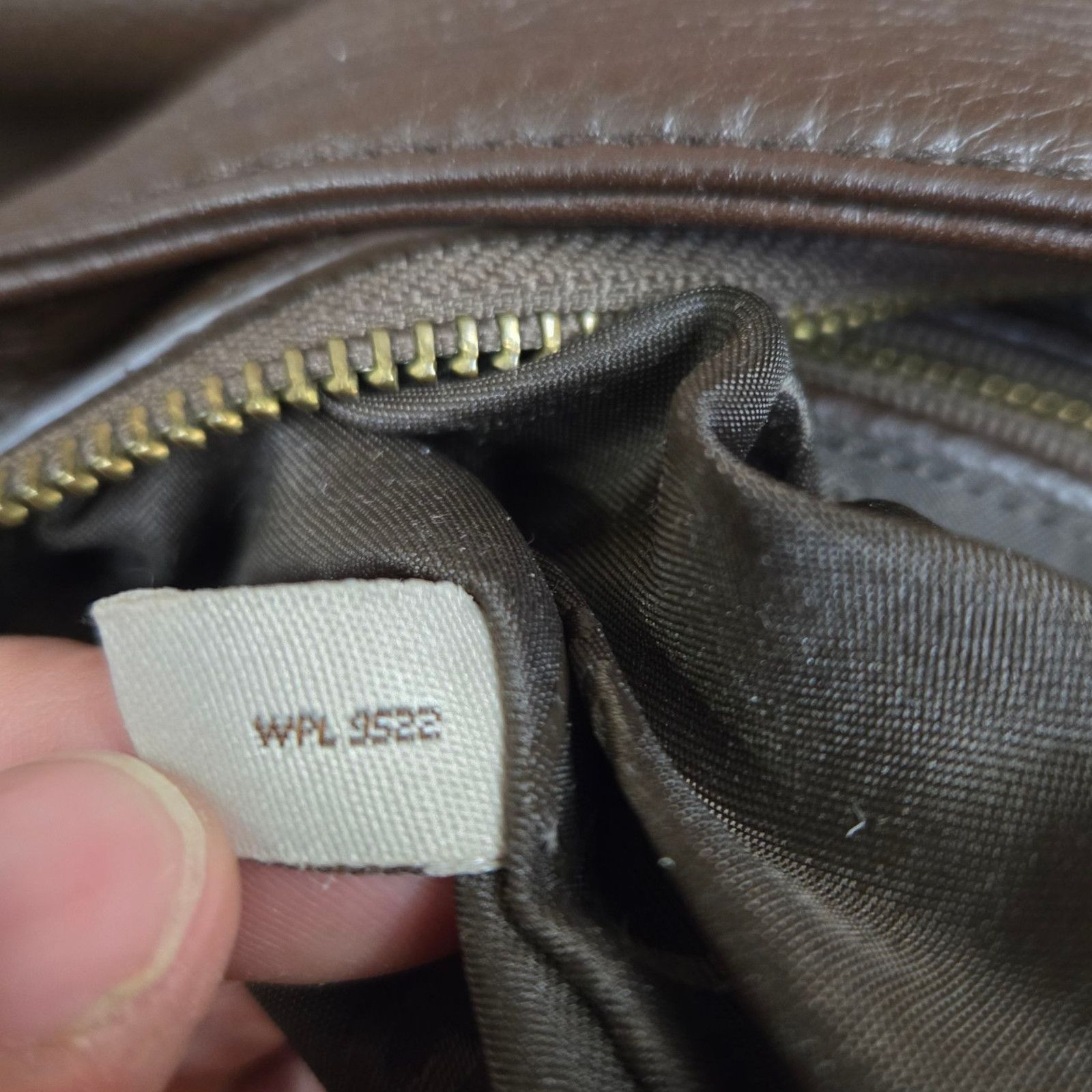 Ugg Y2K UGG Pebbled Leather Chocolate Brown Slouchy Tote Size ONE SIZE - 16 Thumbnail
