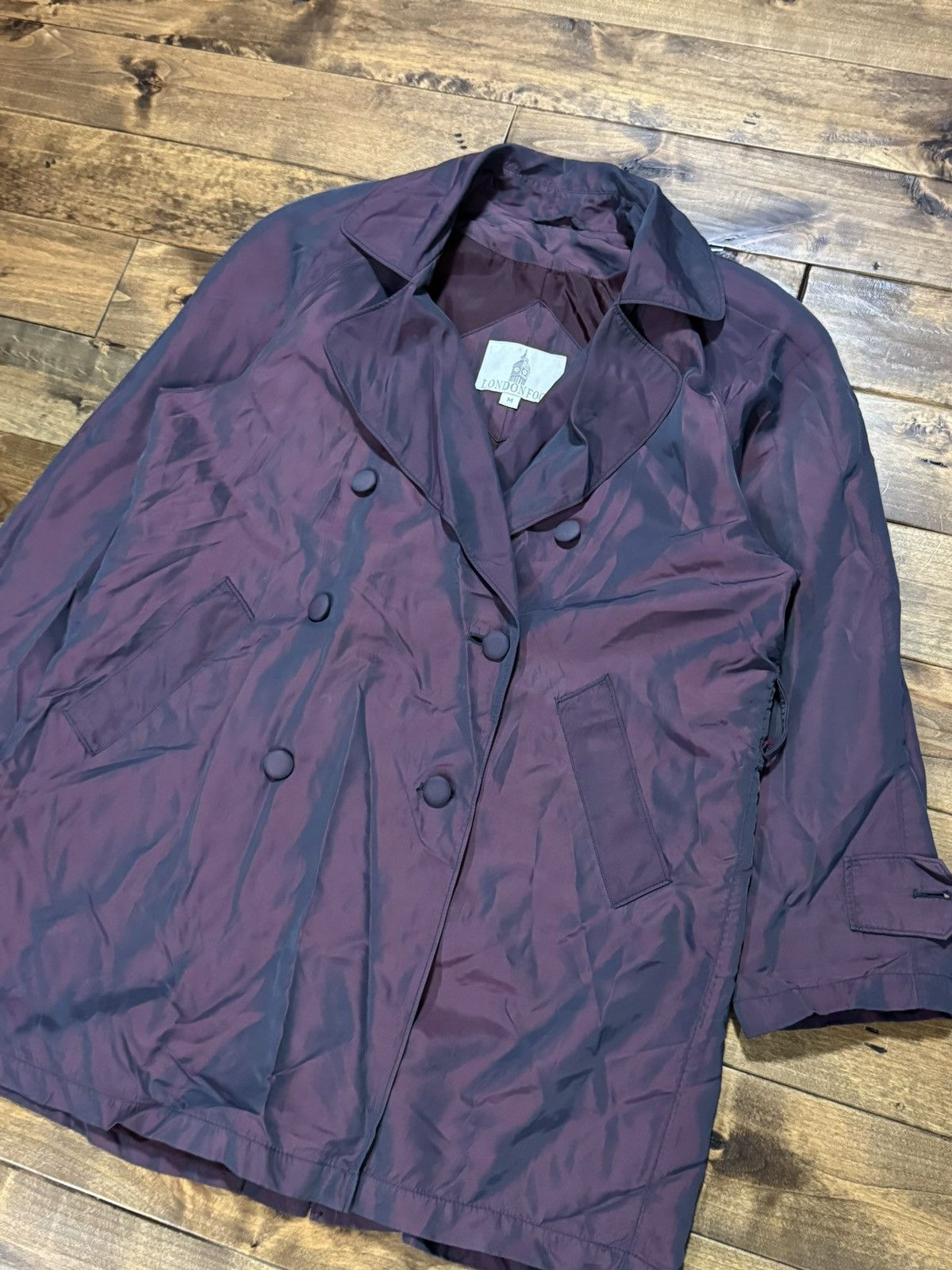 London Fog vintage iridescent London Fog trench coat Size US M / EU 48-50 / 2 - 15 Thumbnail