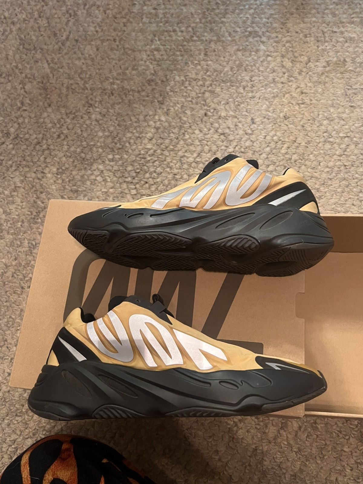 Adidas Yeezy boost 700 MNVN Honeyflux Size US 9.5 / EU 42-43 - 1 Thumbnail
