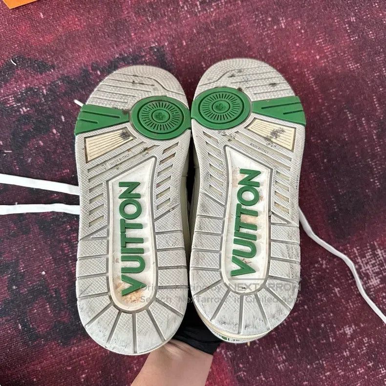 Louis Vuitton Louis Vuitton White and green velcro trainer board shoes Size US 8.5 / EU 41-42 - 8 Thumbnail