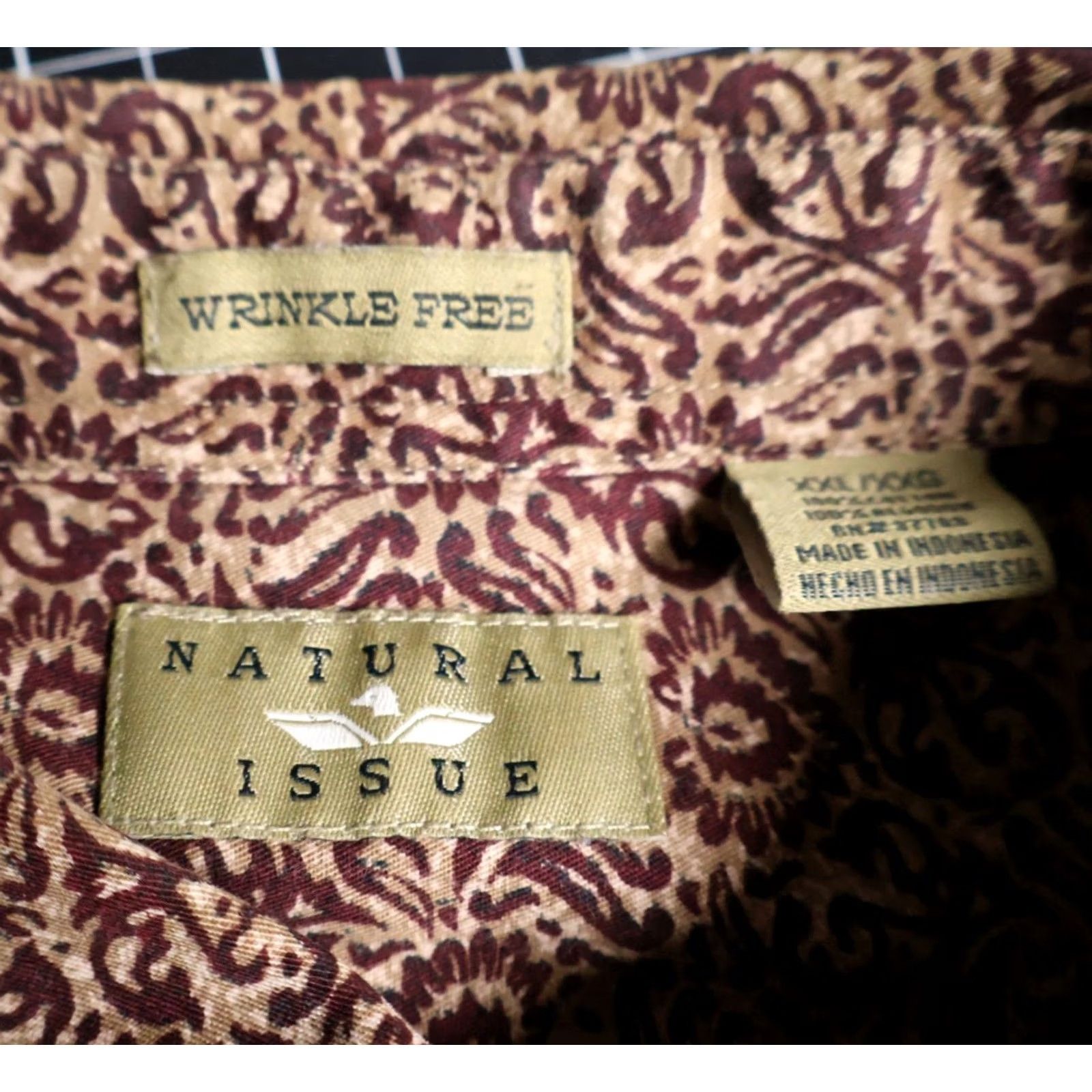 Vintage VINTAGE Paisley Pattern Shirt Natural Issue 2XL Brown Dark Red Long Sleeve Button-Up Mens Hippie Retro 90s Size US XXL / EU 58 / 5 - 3 Thumbnail