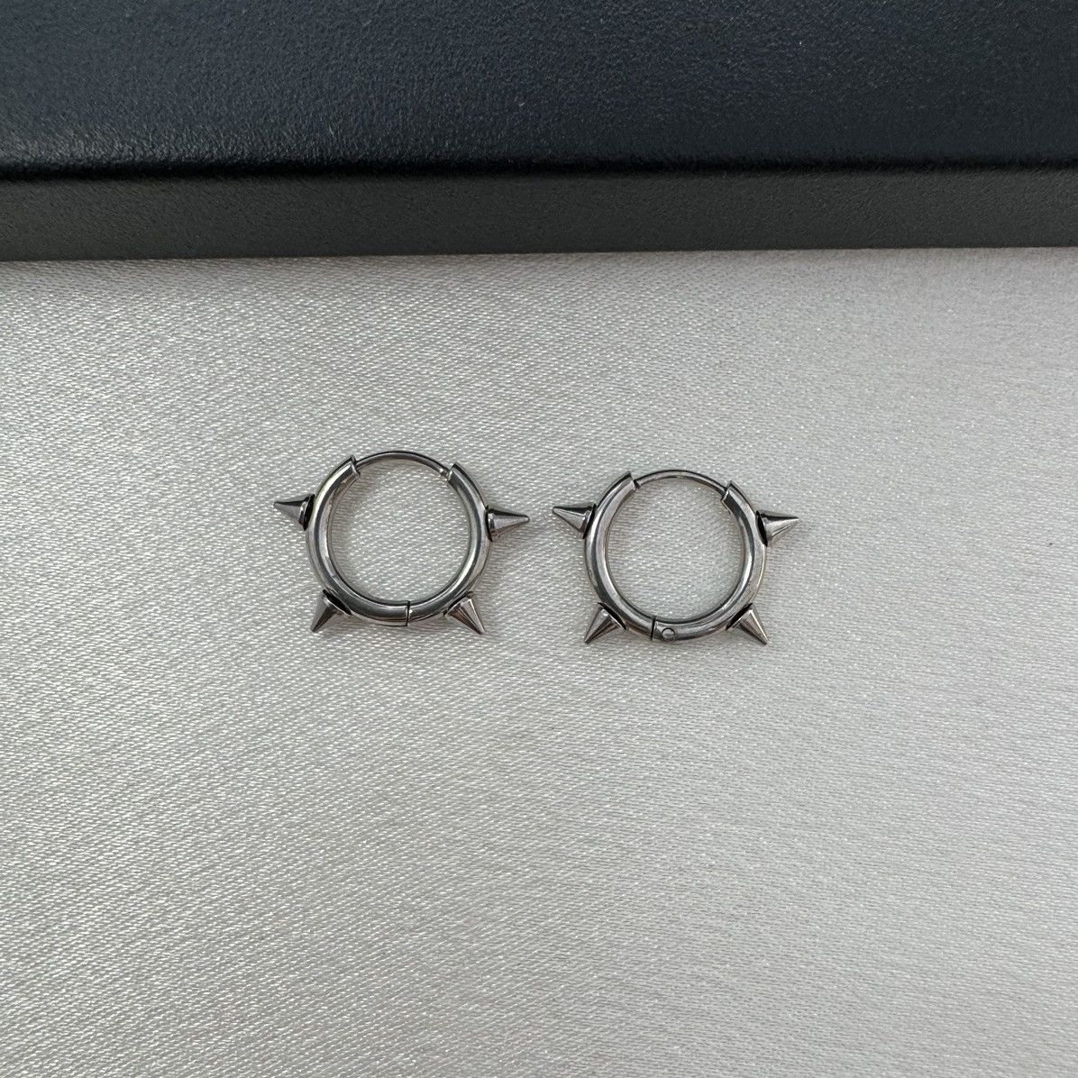Other 14mm Spiked Hoop Earrings for Men Women Hip Hop Punk Unisex Size ONE SIZE - 3 Thumbnail