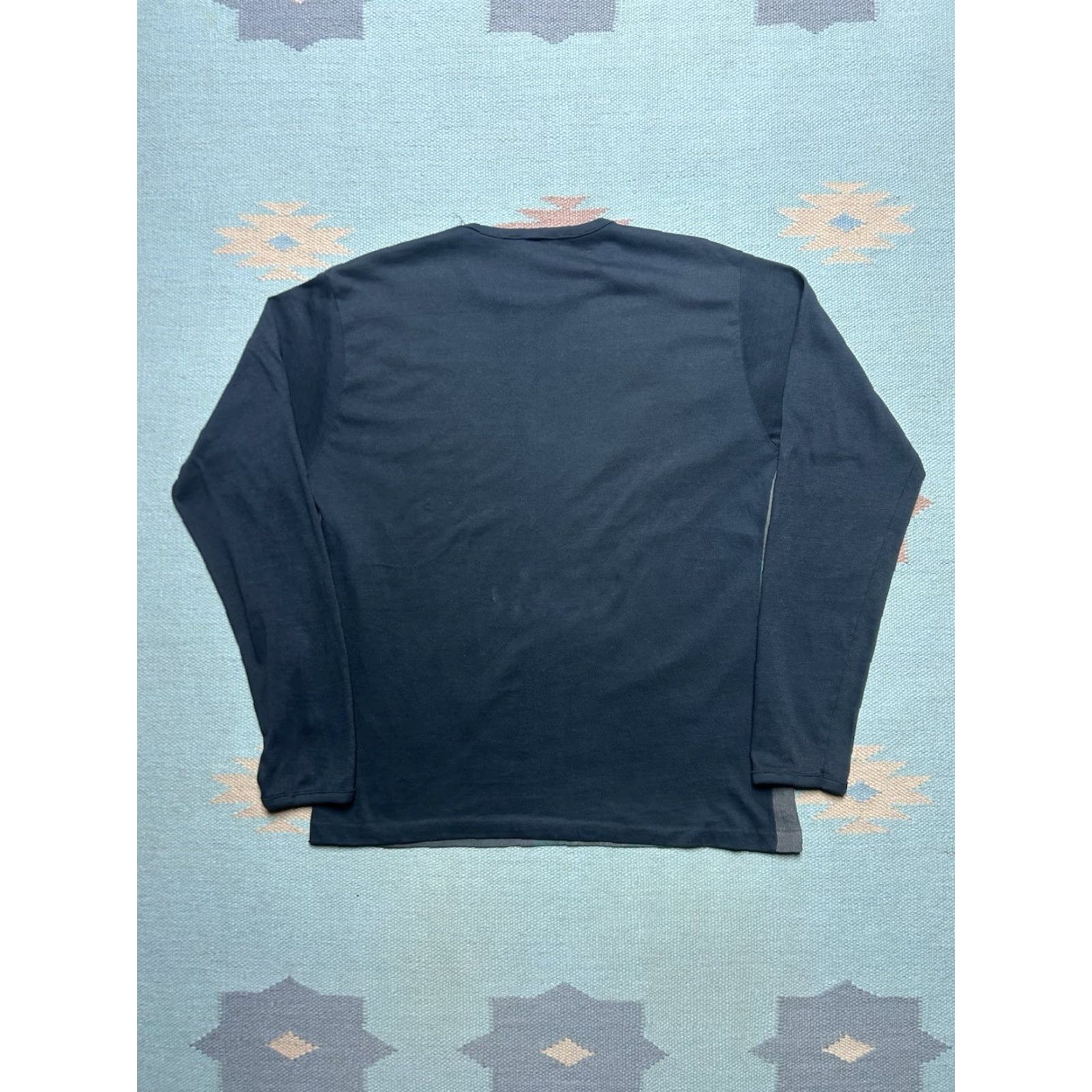 Vintage VINTAGE Tiger Print Long Sleeve T Shirt Nature Animal M/L Black Mens T-Shirt M & M 70s Size US L / EU 52-54 / 3 - 7 Thumbnail