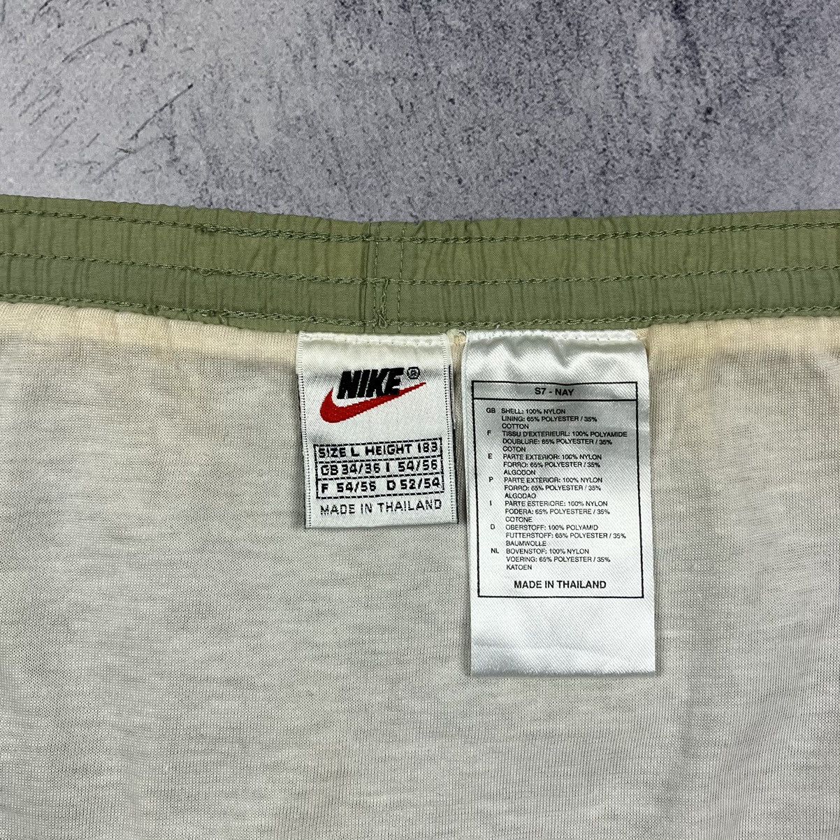 Nike Vintage Nike y2k swoosh nylon shorts 90’s Size US 34 / EU 50 - 5 Thumbnail
