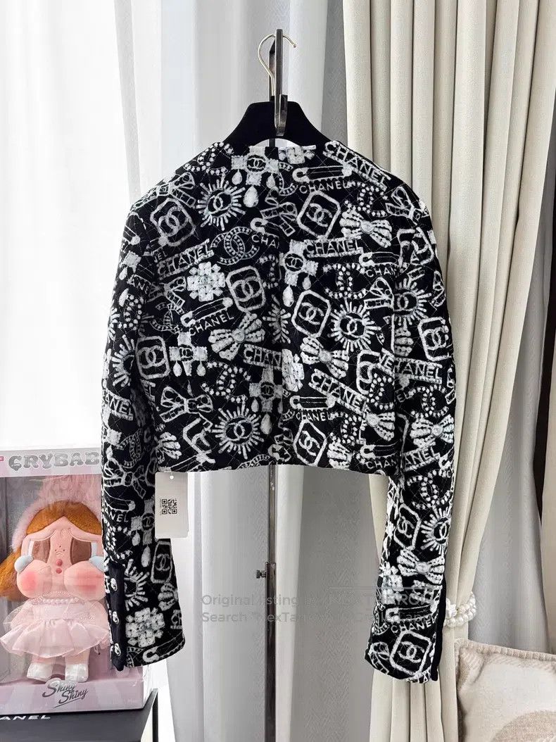 Chanel Chanel Gemstone print pattern velvet cotton long-sleeved s Size XS / US 0-2 / IT 36-38 - 3 Thumbnail