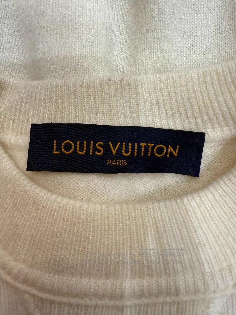 Louis Vuitton Louis Vuitton Off-white cashmere crewneck sweater Size US XS / EU 42 / 0 - 3 Thumbnail