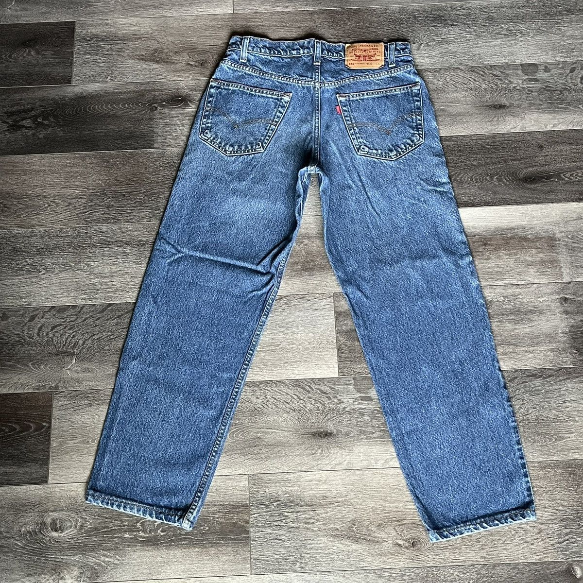 Levi's Vintage 90s Levi’s 550 Washed Relaxed Fit Denim Jeans 32x30 Size US 32 / EU 48 - 1 Thumbnail