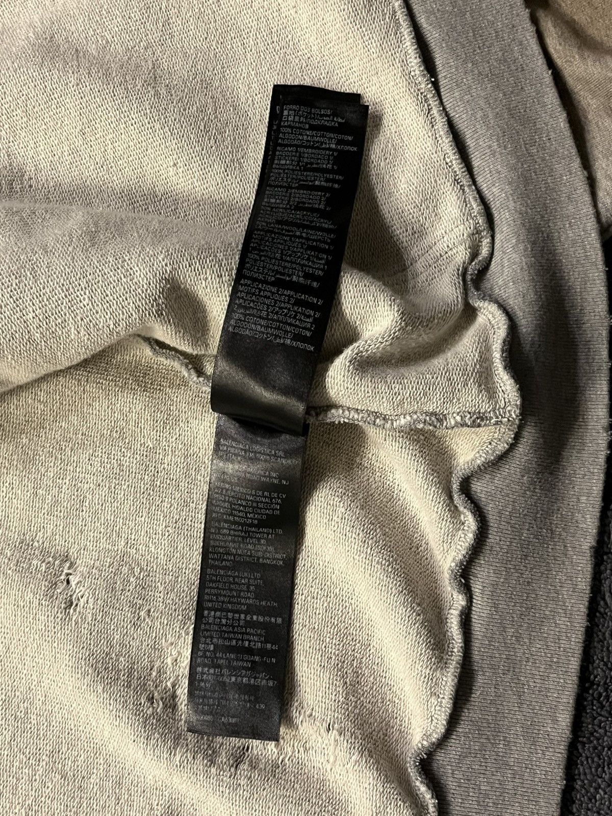 Balenciaga SS23 Balenciaga Skater Graffiti Distressed Zip Up Hoodie Size US XXS / EU 40 - 13 Thumbnail