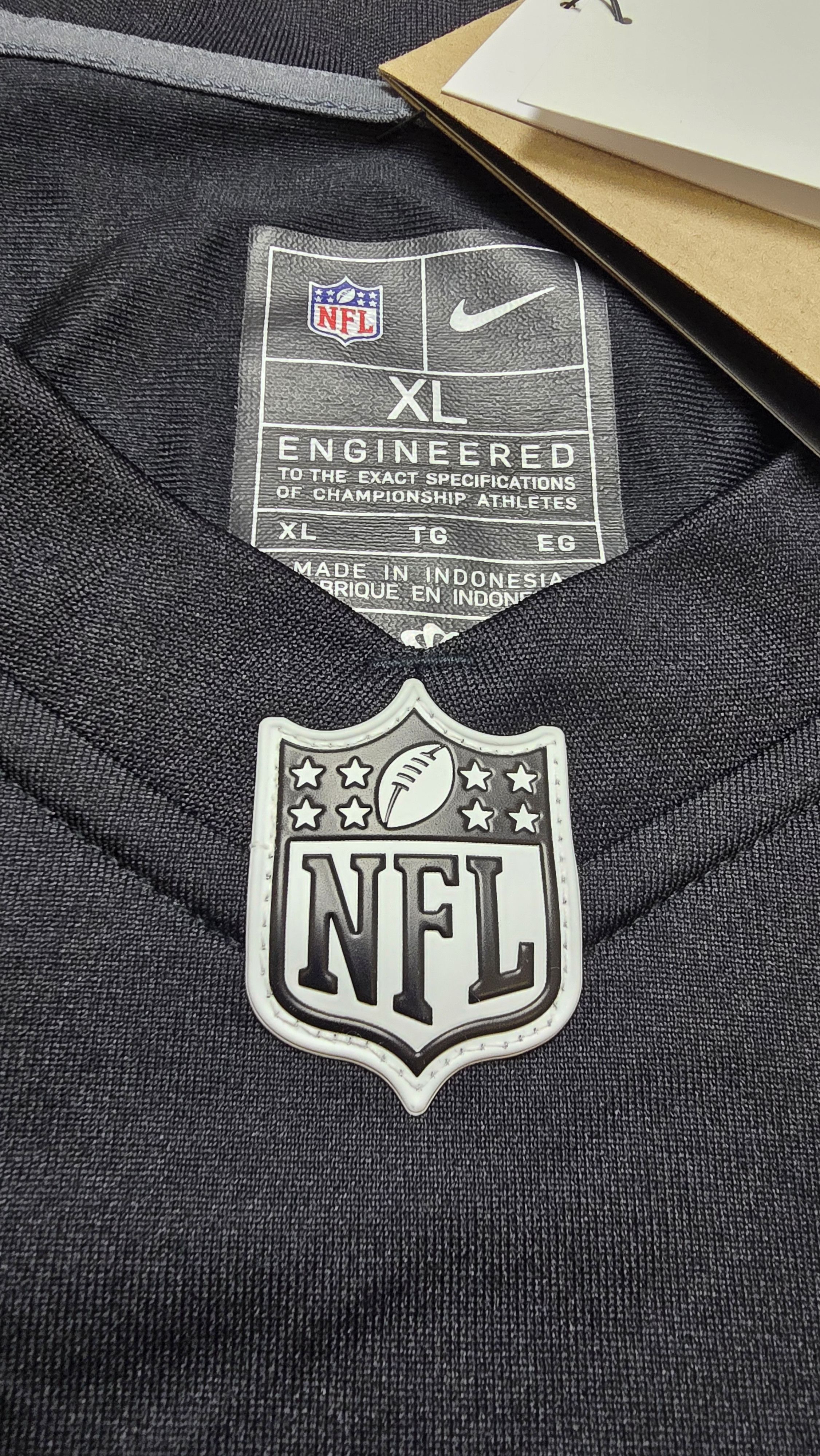 Nike Saquon Barkley Philadelphia Eagles NFL Game Fashion Jersey Size US XL / EU 56 / 4 - 14 Thumbnail