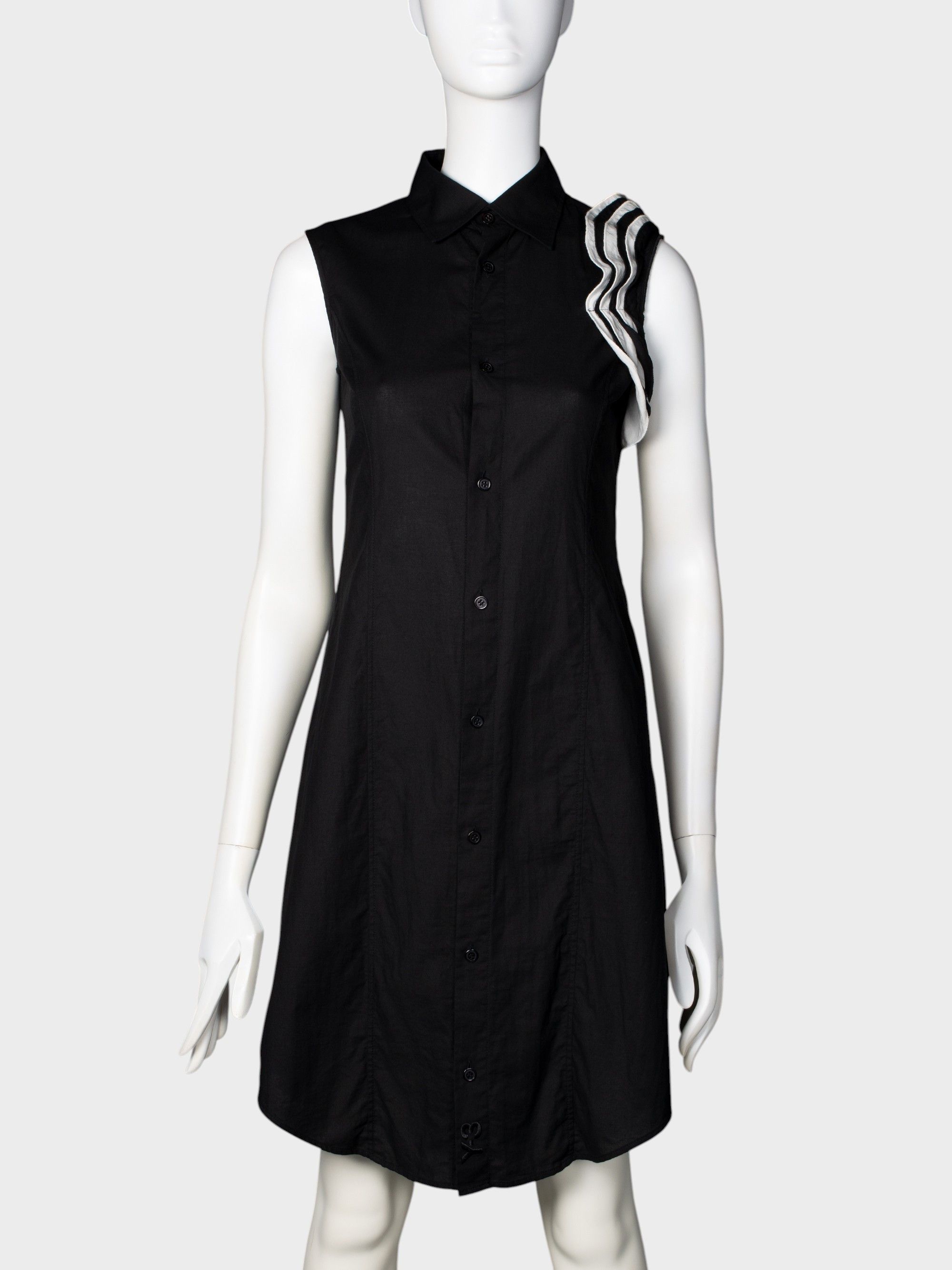 Yohji Yamamoto Y-3 SS09 button-up dress with layered ruffle shoulder detail Size M / US 6-8 / IT 42-44 - 1 Thumbnail