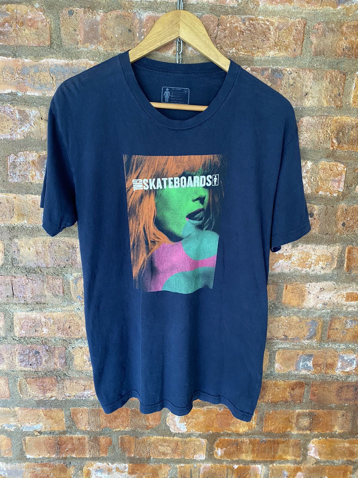 FUCT × Girl Skateboards × Vintage Vtg V2K Girl Skateboards pin up girl tee Size US L / EU 52-54 / 3 - 2 Thumbnail