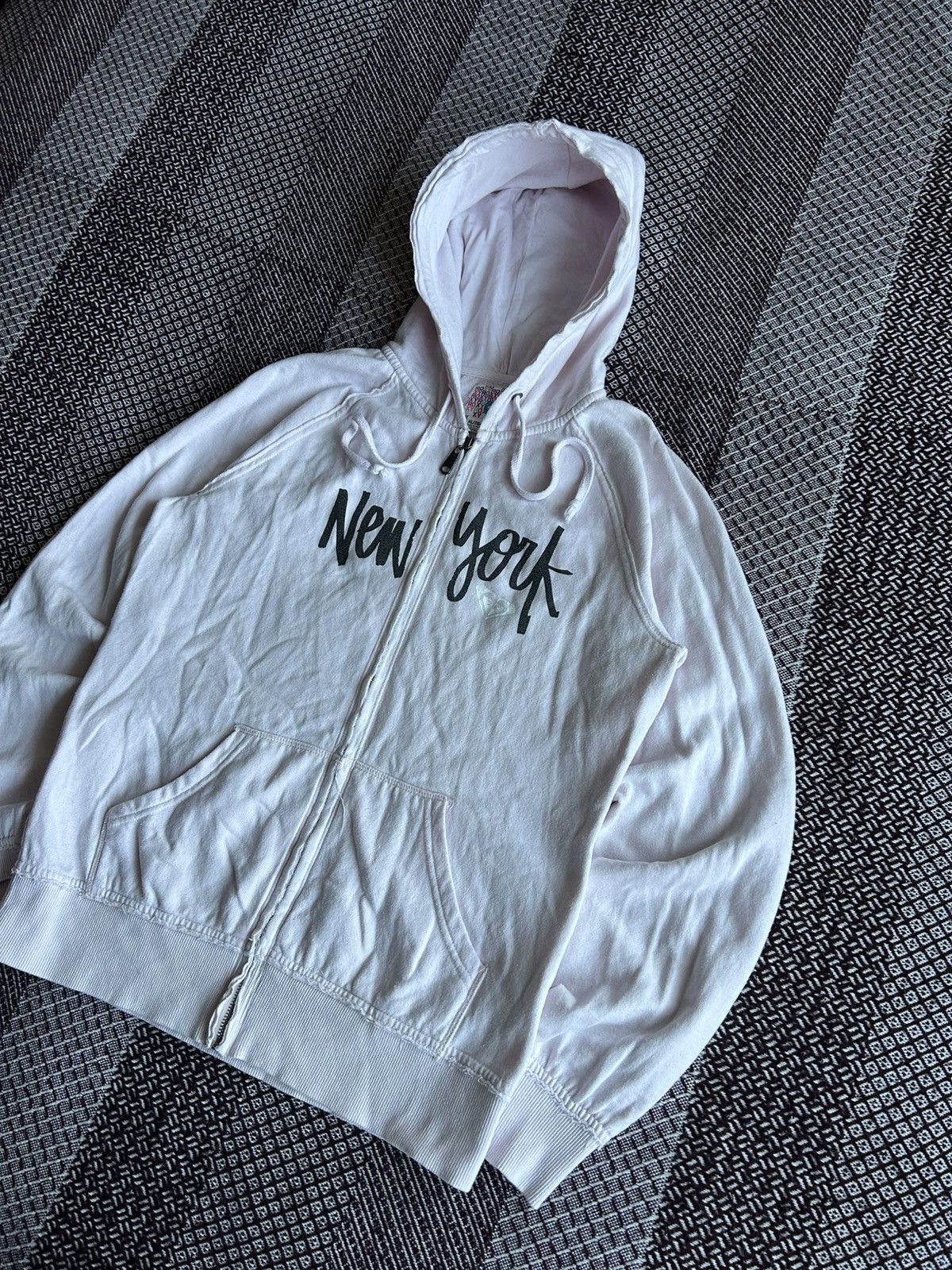 Quiksilver Vintage Roxy NY Rare 90s Zip Hoodie Unisex Streetwear Y2K Size US L / EU 52-54 / 3 - 2 Thumbnail