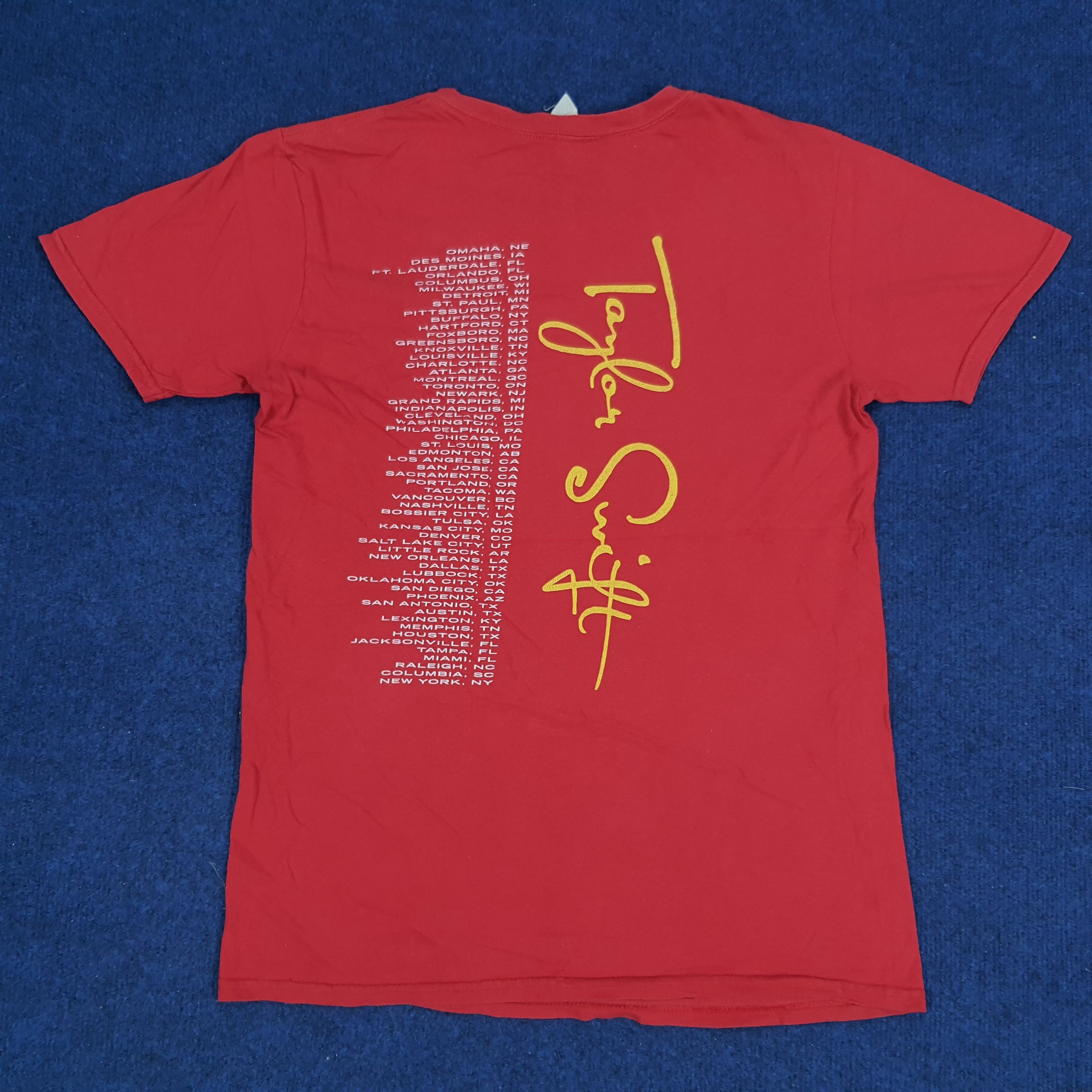 Band Tees × Vintage Vintage Taylor Swift Speak Now Tour Singer Tshirt Size US S / EU 44-46 / 1 - 3 Thumbnail