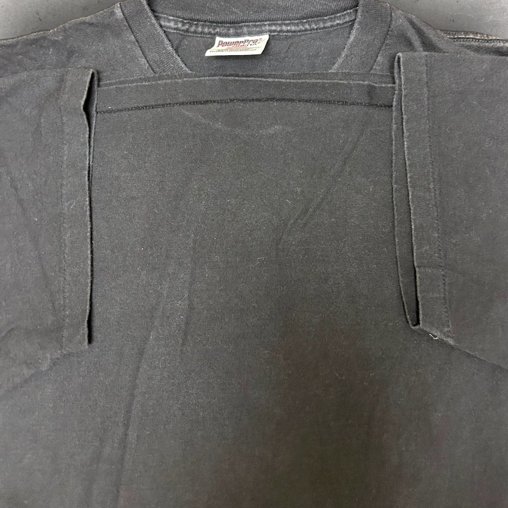 Vintage RARE 1998 Vintage Comic Relief 8 Crew T Shirt Black Fade Fits XL Size US XL / EU 56 / 4 - 4 Thumbnail
