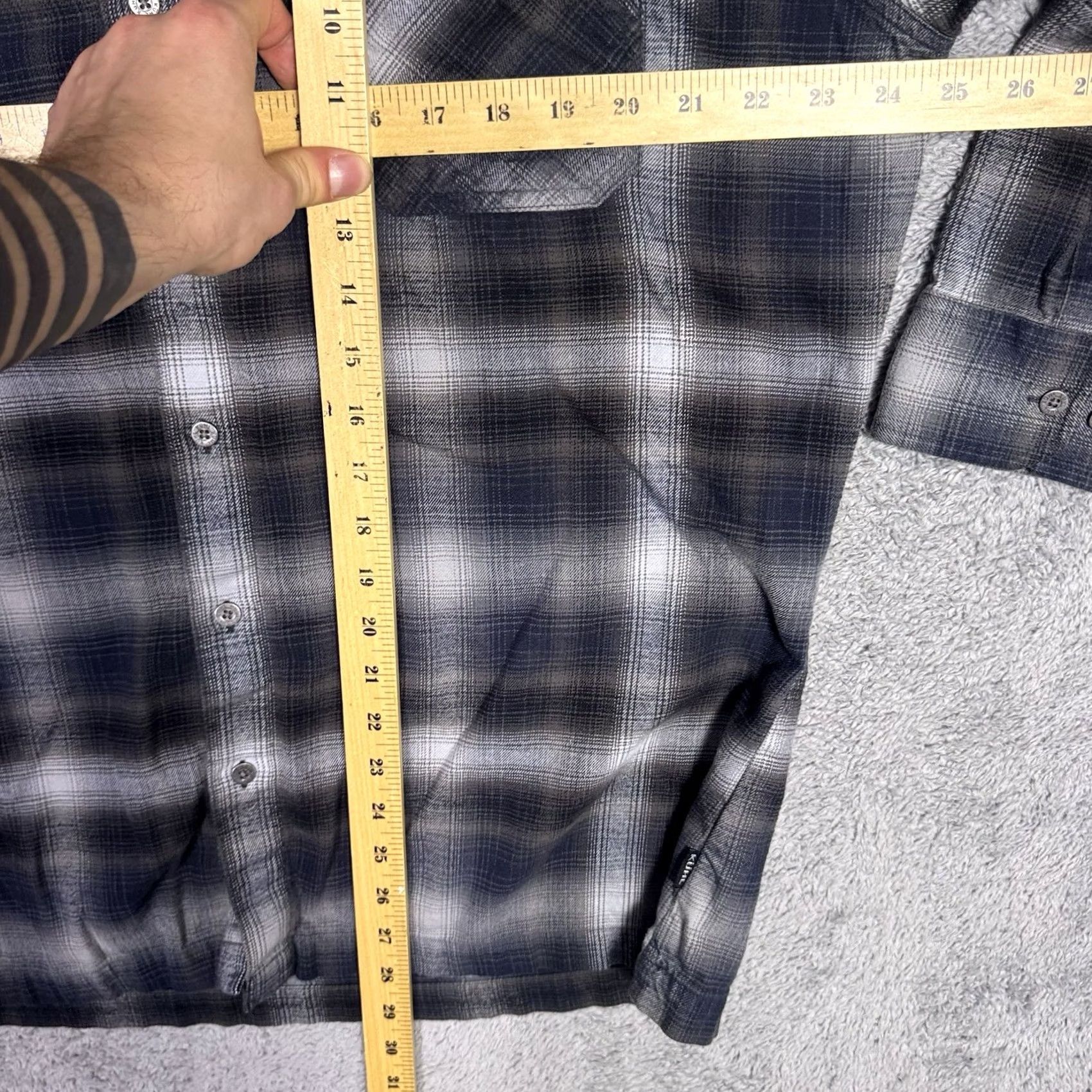 Vintage Kuhl Shirt Mens XL Dillingr Flannel Blue Plaid Cotton Tencel Long Sleeve 7186 Size US XL / EU 56 / 4 - 6 Thumbnail
