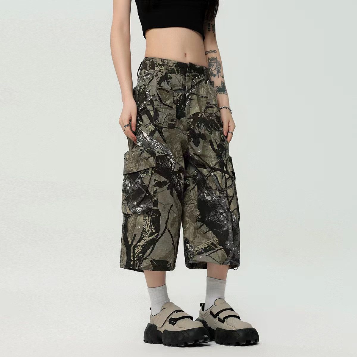 Japanese Brand × Vintage Camouflage casual baggy workwear wide leg shorts Size US 32 / EU 48 - 3 Thumbnail