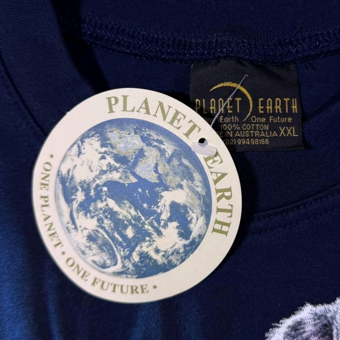 Vintage VINTAGE Planet Earth T-Shirt XL Navy Blue Koala Wildlife Graphic Men XS? (adjusted) Size US XL / EU 56 / 4 - 4 Thumbnail
