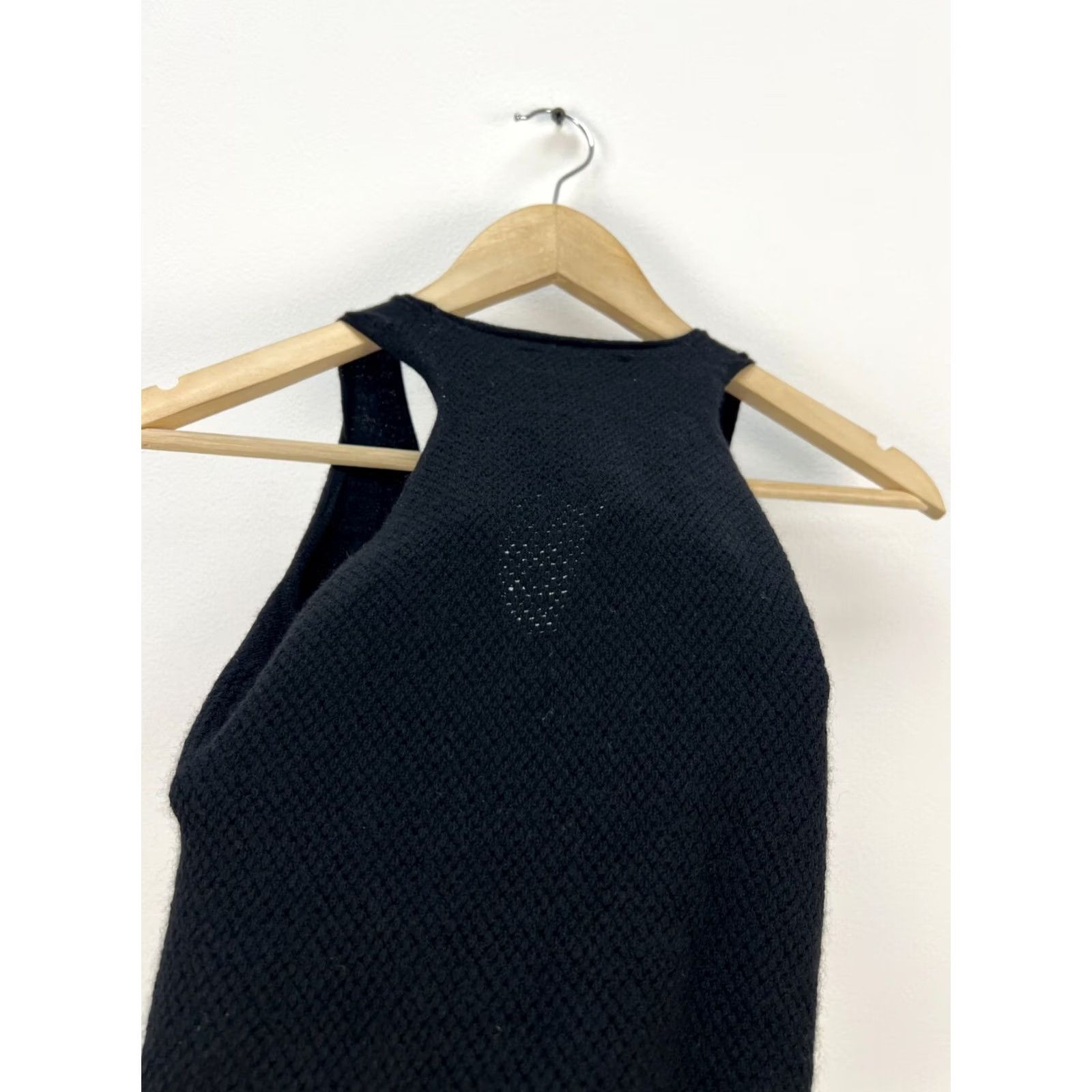 Zadig & Voltaire Zadig & Voltaire Tank Shirt XS Ladies 100% Merino Wool Black Sleeveless Knit Top Weekend Vintage: No Womens XS Black Merino Wool Tank Top Shirt Size XS / US 0-2 / IT 36-38 - 5 Thumbnail
