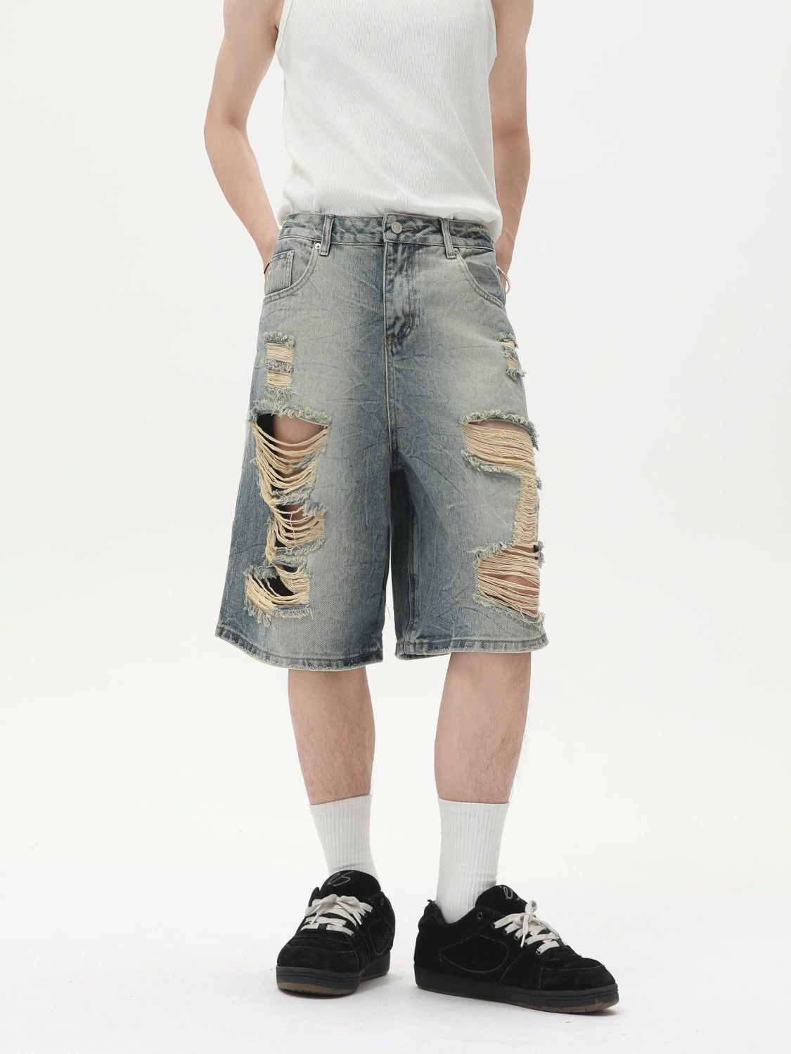 Japanese Brand × Jean Vintage distressed loose straight blue ripped denim shorts Size US 32 / EU 48 - 2 Thumbnail
