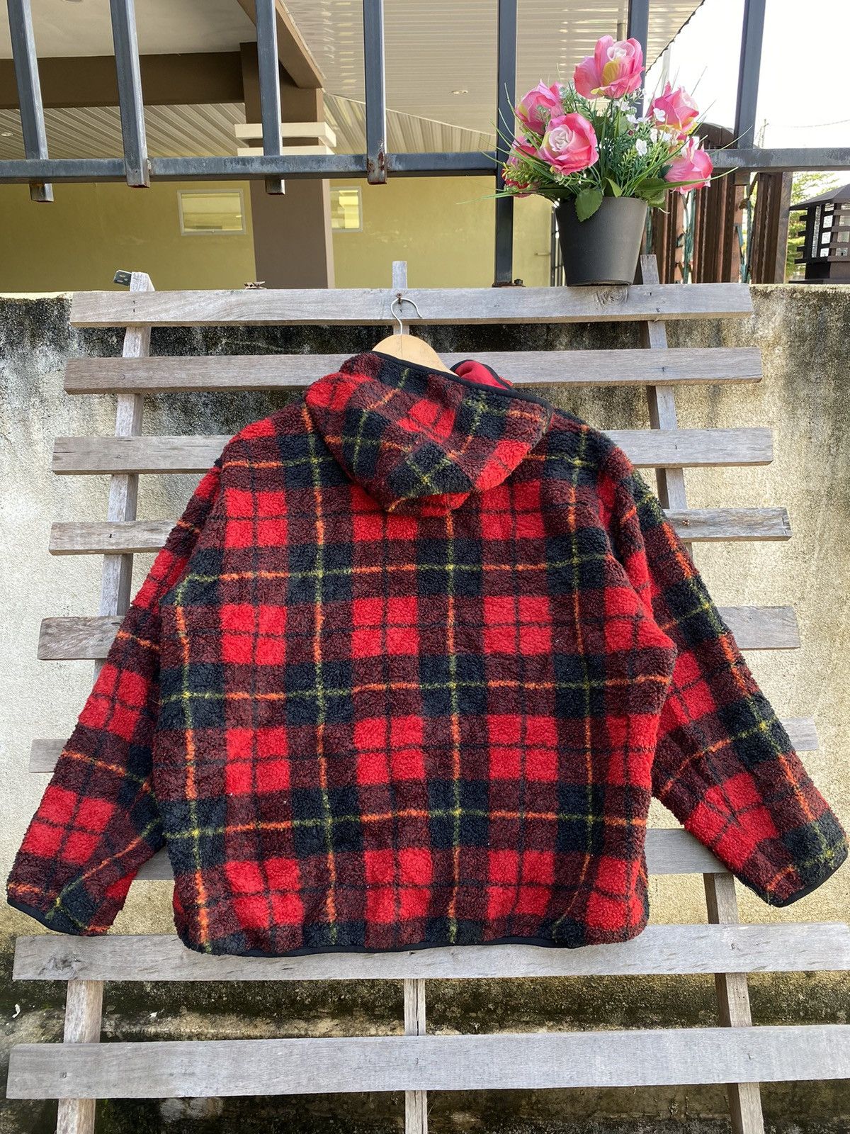 Uniqlo Oversizes Uniglo × JW Anderson Sherpa Fleece Jacket Size US XXL / EU 58 / 5 - 6 Thumbnail