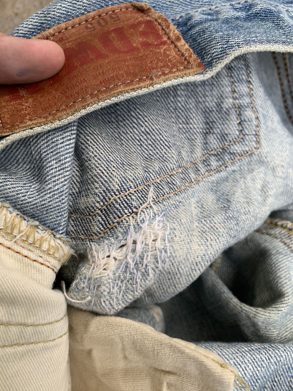Edwin × Vintage Vintage Edwin 505 Selvedge Japanese Distressed Denim Size US 32 / EU 48 - 19 Thumbnail