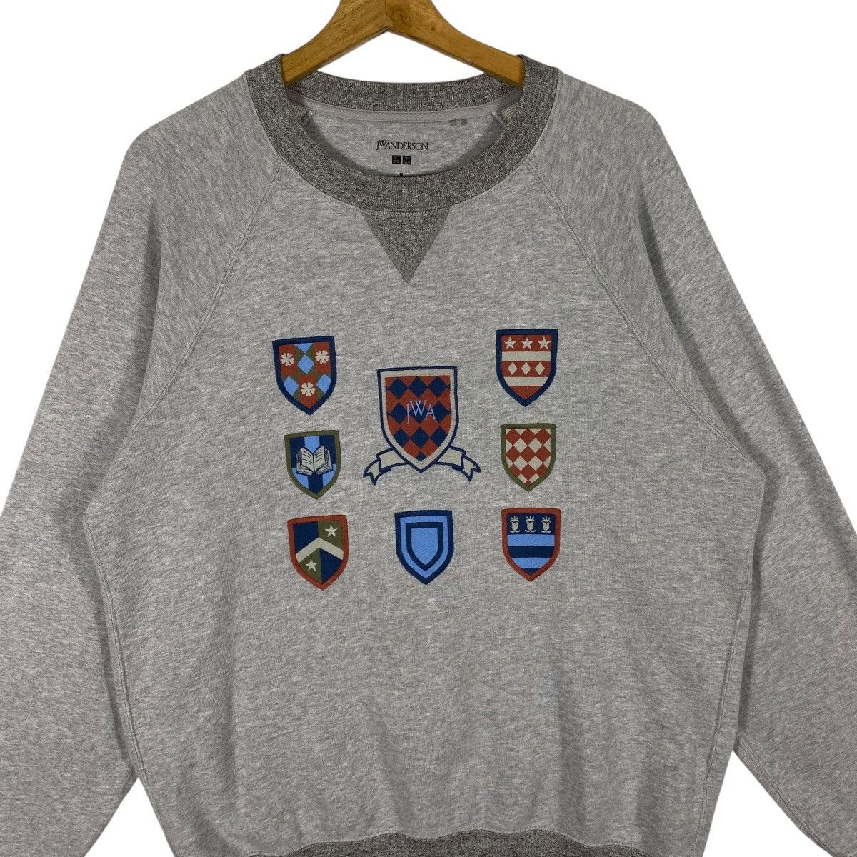 JW Anderson × Uniqlo J.W Anderson X Japanese Brand Sweatshirt M Size Grey Colour Size US M / EU 48-50 / 2 - 4 Thumbnail