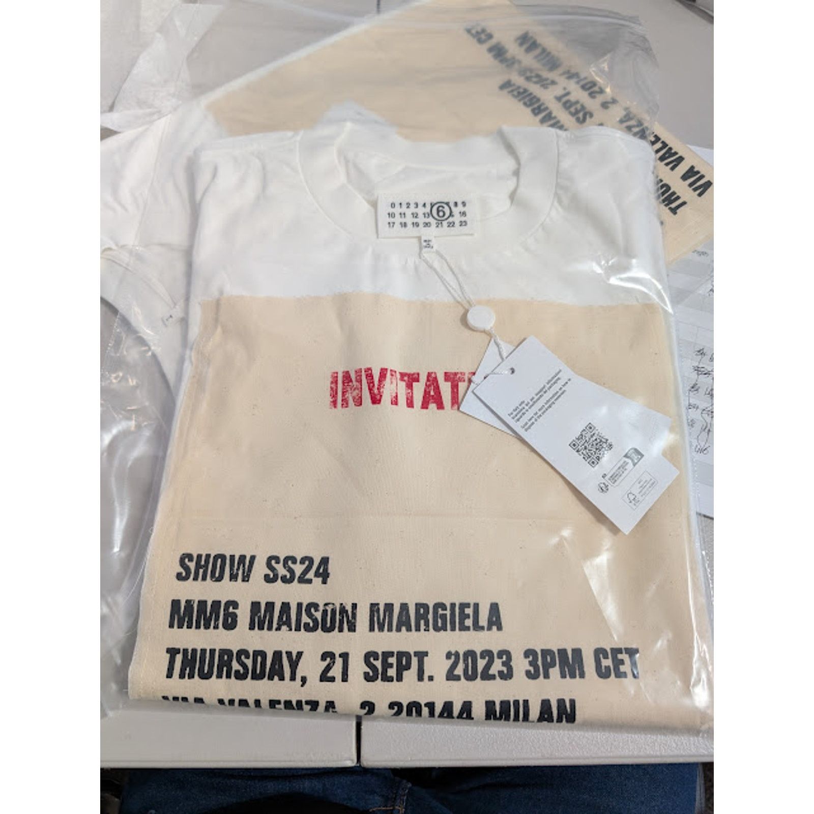 Maison Margiela o1rshd1 T-Shirt in White Size US L / EU 52-54 / 3 - 17 Thumbnail