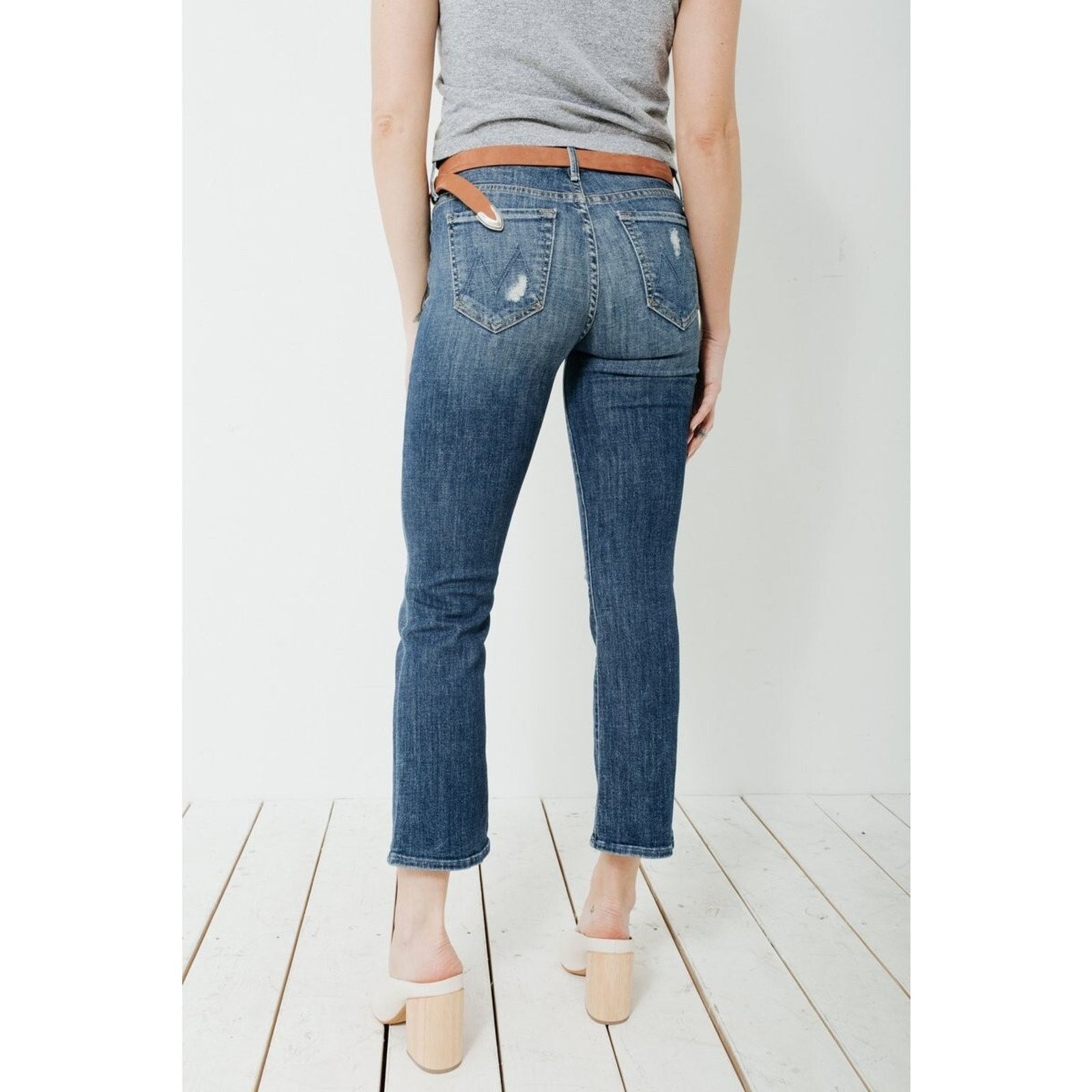 MOTHER Mother the Outsider Crop Jeans Crazy Like a Fox Wash Size 29 Size 29" - 3 Thumbnail