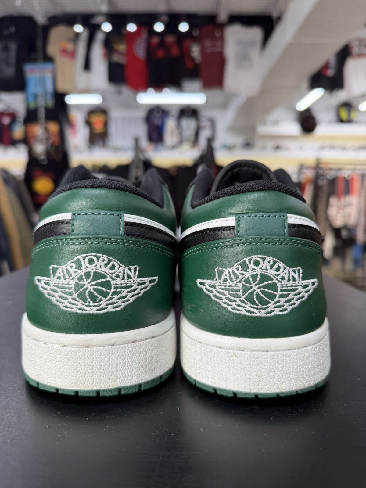 Jordan Brand Air Jordan 1 Low Green Toe Size 13 (2021) Size US 13 / EU 46 - 5 Thumbnail