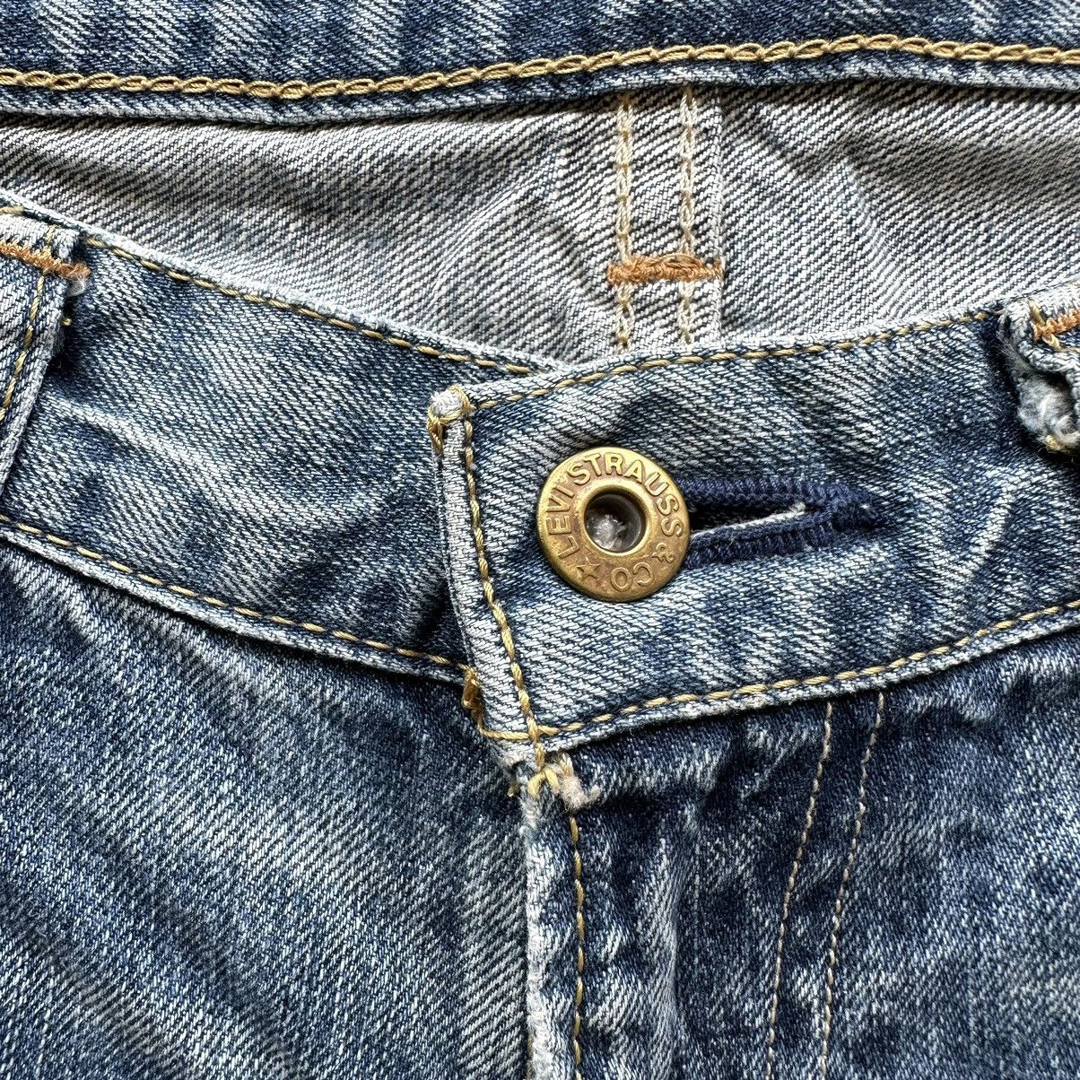Levi's Vintage Levi’s 502 Distressed Faded Denim Jean Pant W30 Size US 30 / EU 46 - 6 Thumbnail