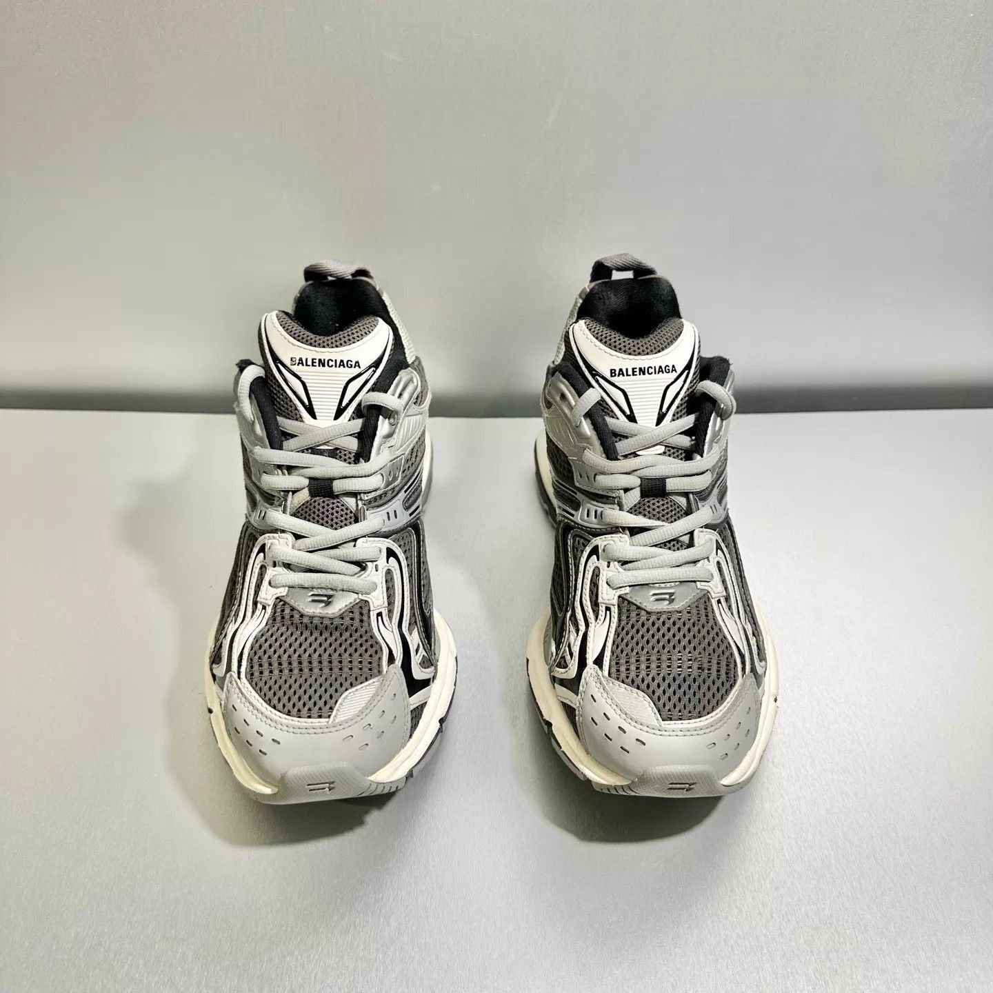 Balenciaga Balenciaga Spring Sneakers Wolf Grey EU38 Worn 1x X6494 Size US 7.5 / IT 37.5 - 2 Thumbnail