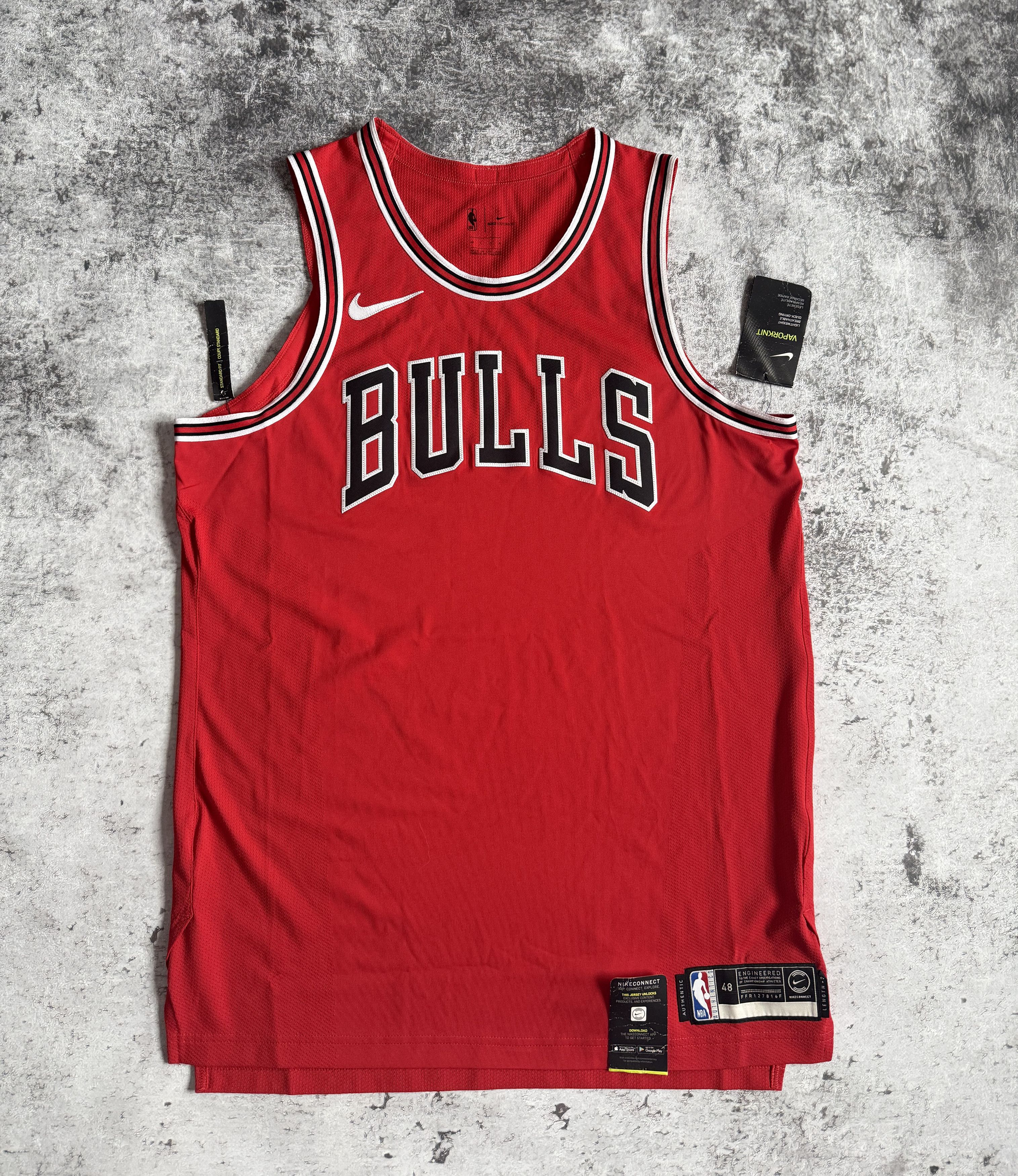 Nike Chicago Bulls VAPORKNIT Authentic Blank Jersey L AV2628-657 Size US L / EU 52-54 / 3 - 1 Thumbnail