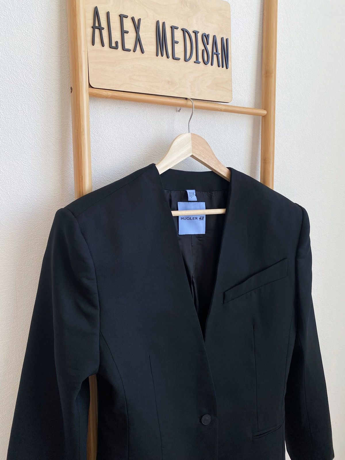 H&M × Mugler × Thierry Mugler Mugler x H&M Oversized Wool Blazer Size M / US 6-8 / IT 42-44 - 12 Thumbnail
