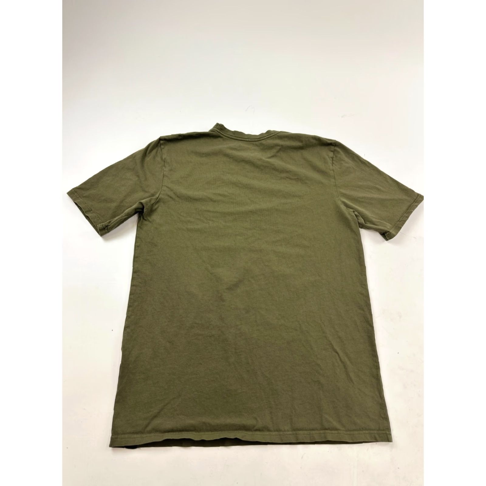 Quiksilver Quiksilver Shirt Mens Large Olive Green Short Sleeve Crew Neck Graphic Skate Fit Logo 100% Cotton T-Shirt Green Size US L / EU 52-54 / 3 - 2 Thumbnail