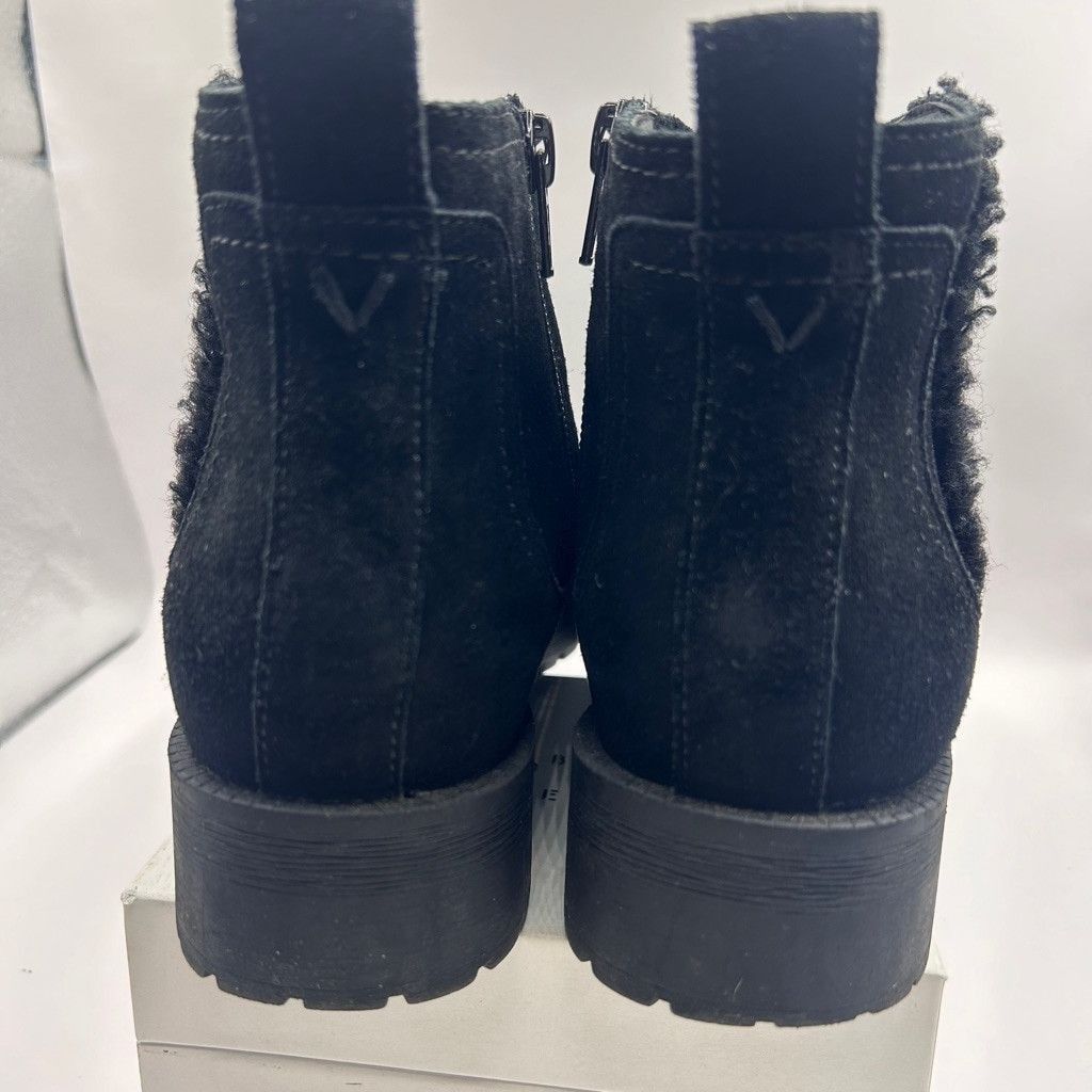 Vionic vionic Vionic Black suede ankle boots 5M NIB Size US 5 / IT 35 - 12 Thumbnail