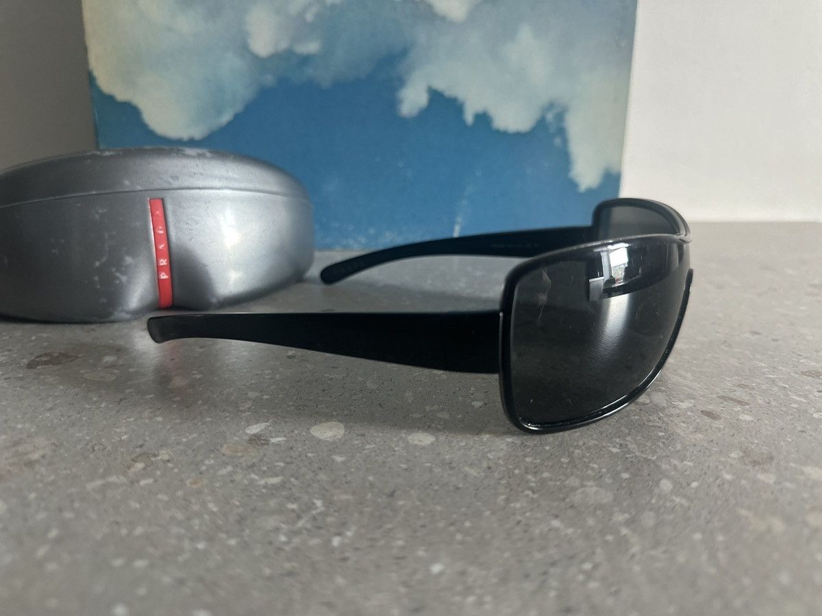 Prada Prada vintage sunglasses in perfect condition made in Italy Size ONE SIZE - 5 Thumbnail