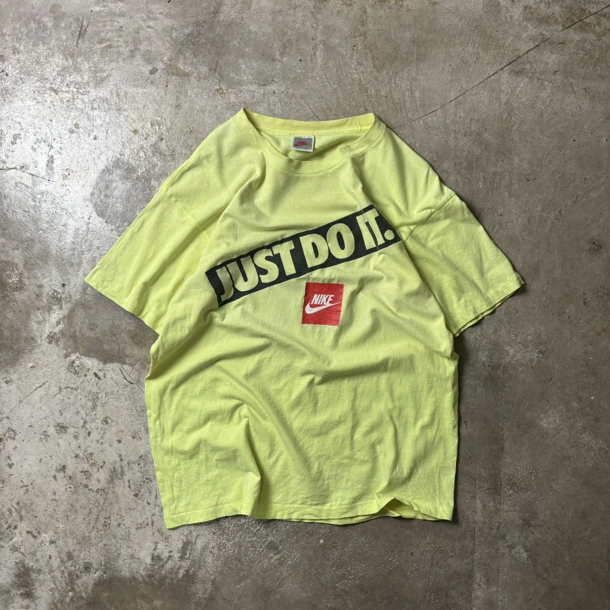 Nike × Vintage VINTAGE NIKE T-SHIRT Size US L / EU 52-54 / 3 - 1 Thumbnail