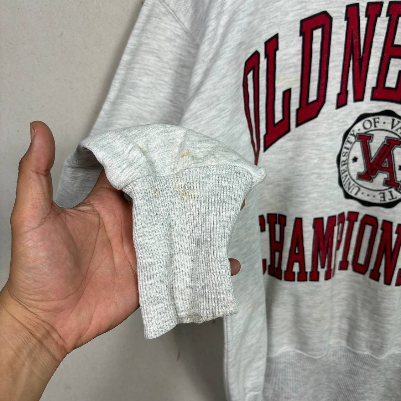Vintage Thrashed 90s Nevada University Distressed Sweatshirt ERD Size US L / EU 52-54 / 3 - 6 Thumbnail