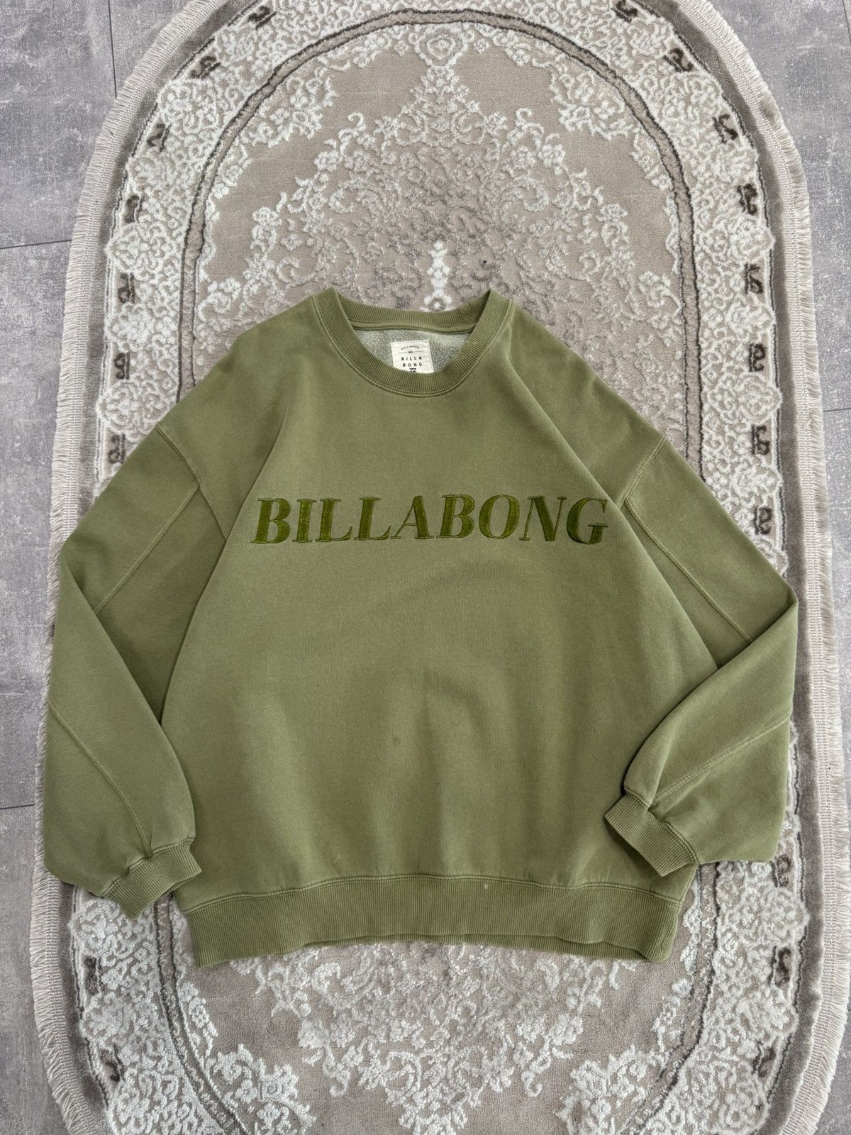 Billabong Vintage Brand Billabong Sweatshirt 1990s Size US L / EU 52-54 / 3 - 1 Thumbnail