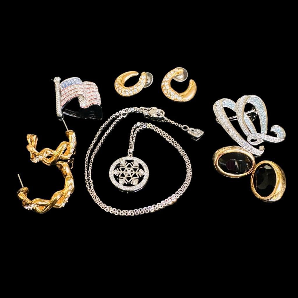 image of Swarovski Crystal Jewelry Lot Bundle Of 6 Signed Swarovski C in Silver, Women's