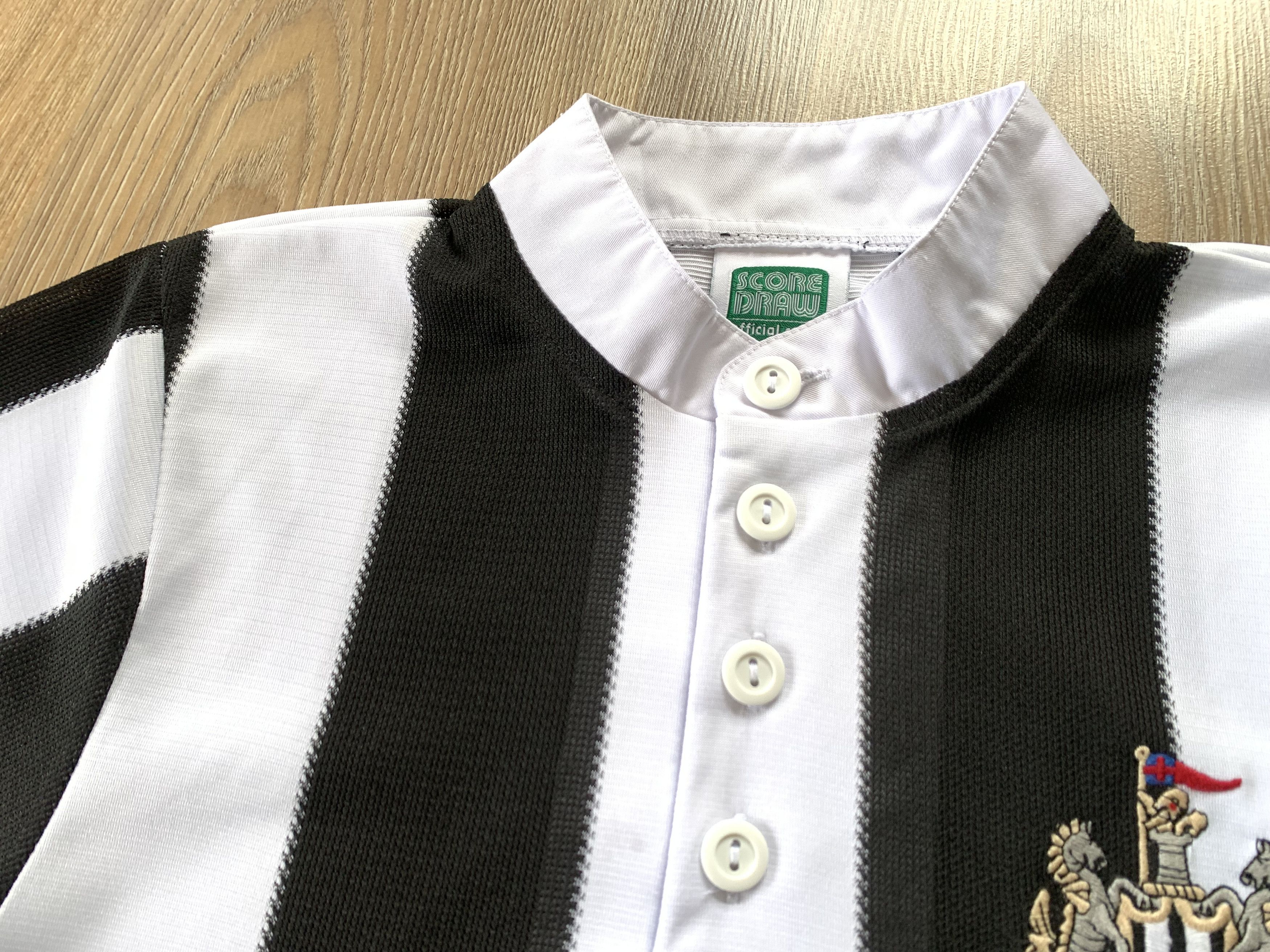 Vintage Vintage Score Draw Newcastle United Home Retro Shirt Size US S / EU 44-46 / 1 - 5 Thumbnail