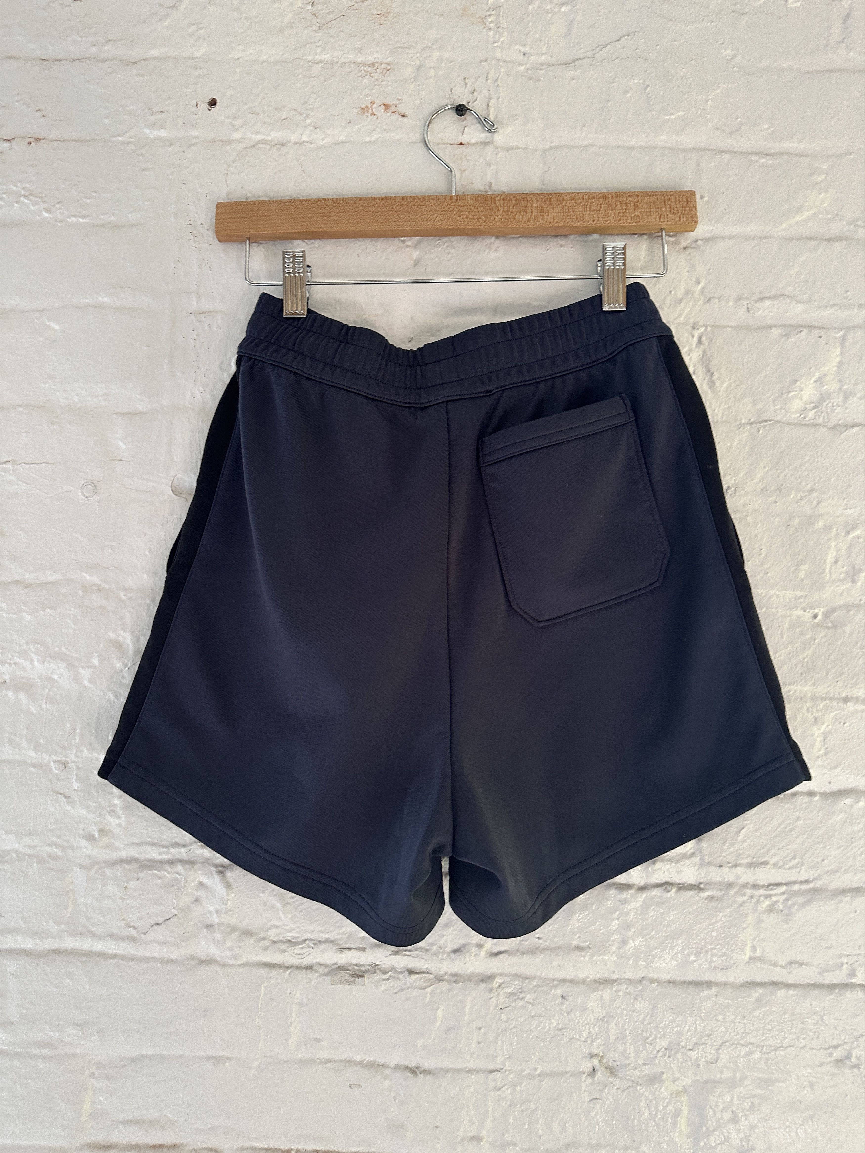 Acne Studios Acne Studios Face Logo Rugby Shorts Size US 30 / EU 46 - 3 Thumbnail